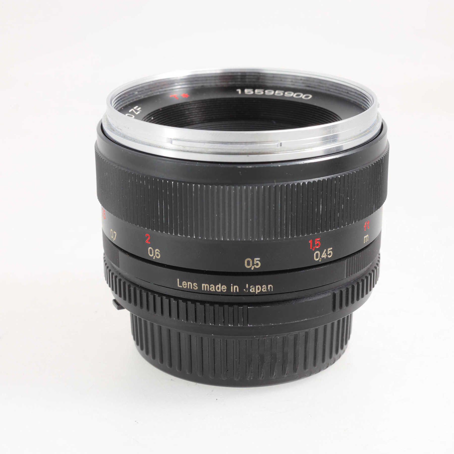 Zeiss Planar 50mm f/1.4 T* ZF (Nikon F/MF) Zeiss Planar 50mm f/1.4 T* ZF (Nikon F/MF)