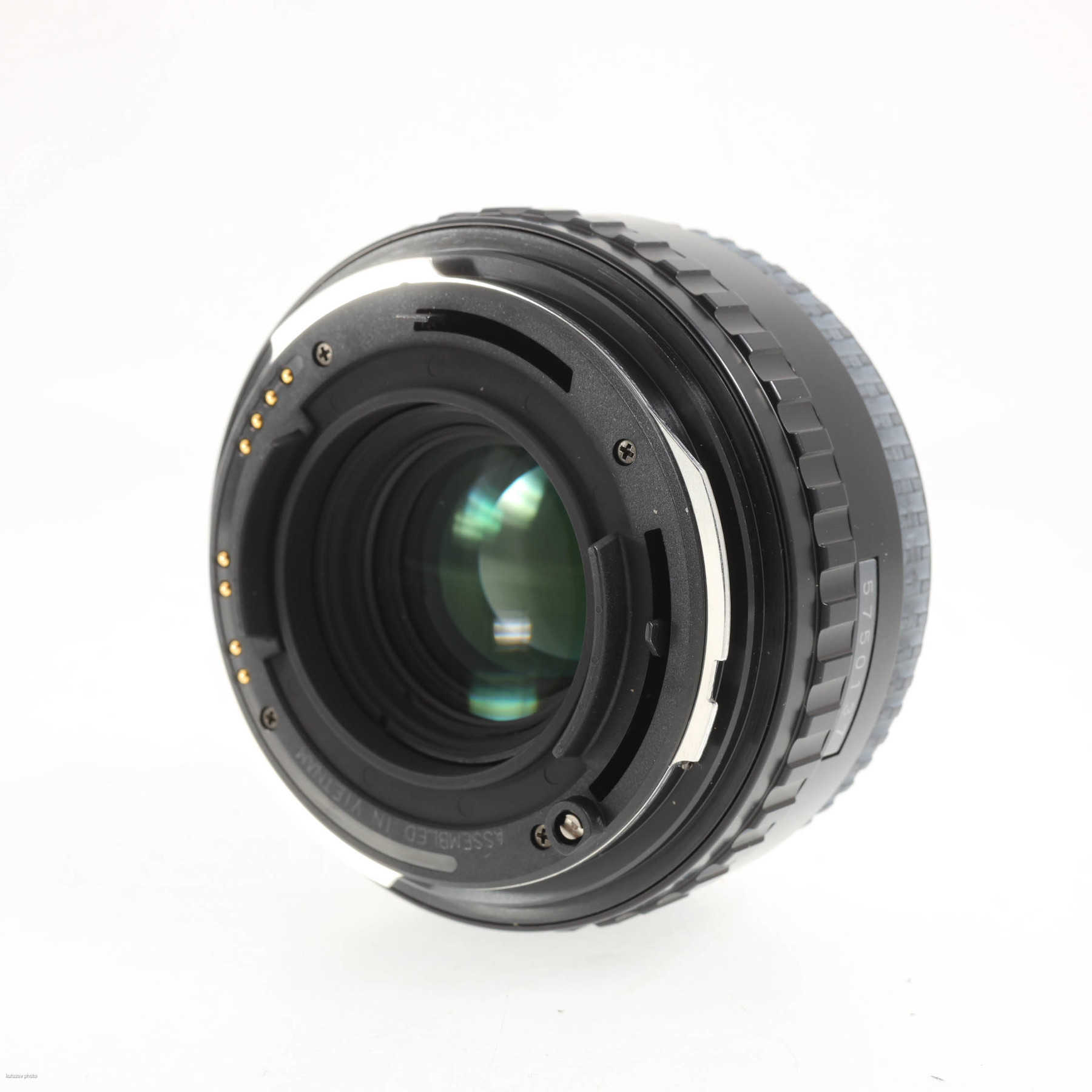 Pentax 645N II с объективом FA 75mm f/2.8 Pentax 645N II с объективом FA 75mm f/2.8