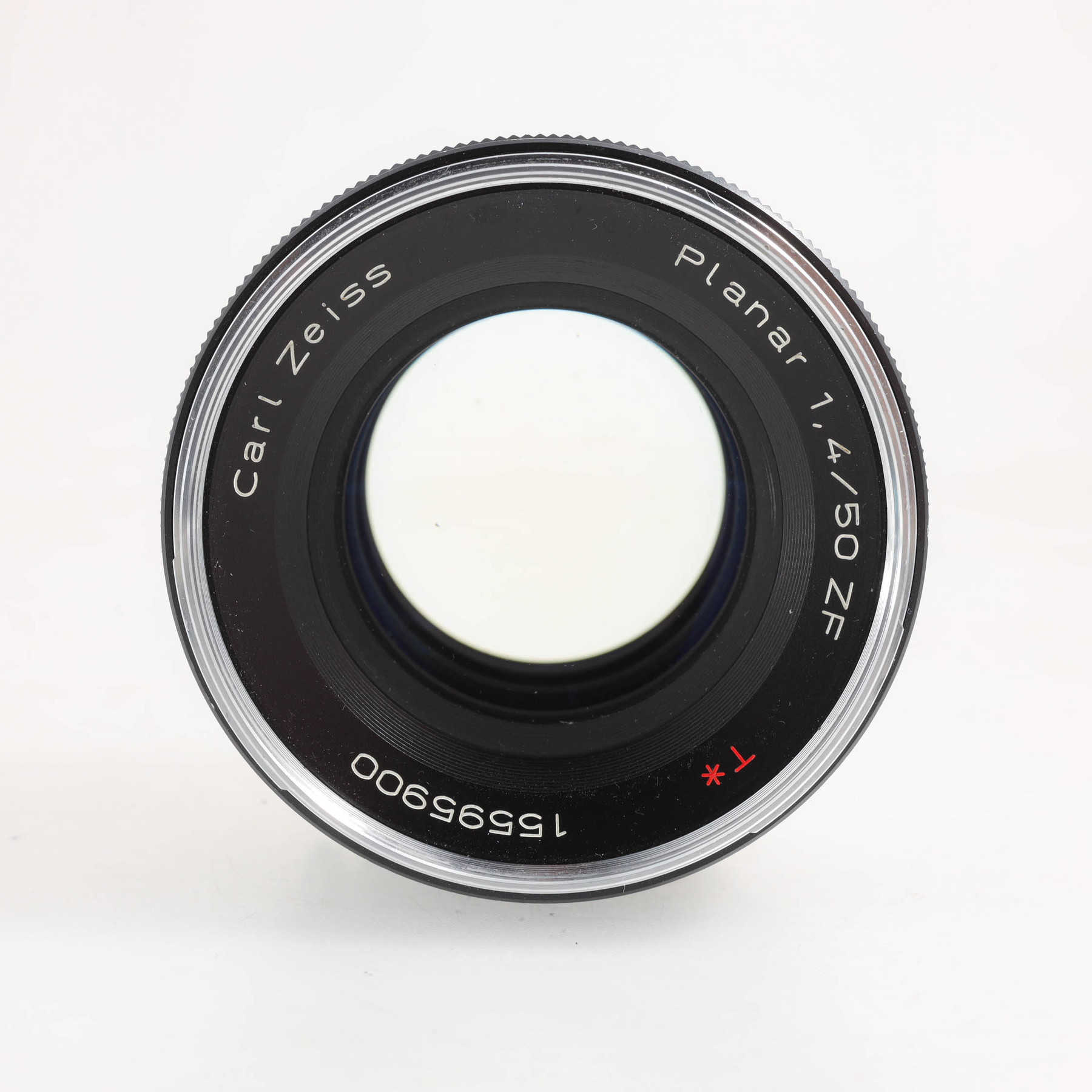 Zeiss Planar 50mm f/1.4 T* ZF (Nikon F/MF) Zeiss Planar 50mm f/1.4 T* ZF (Nikon F/MF)