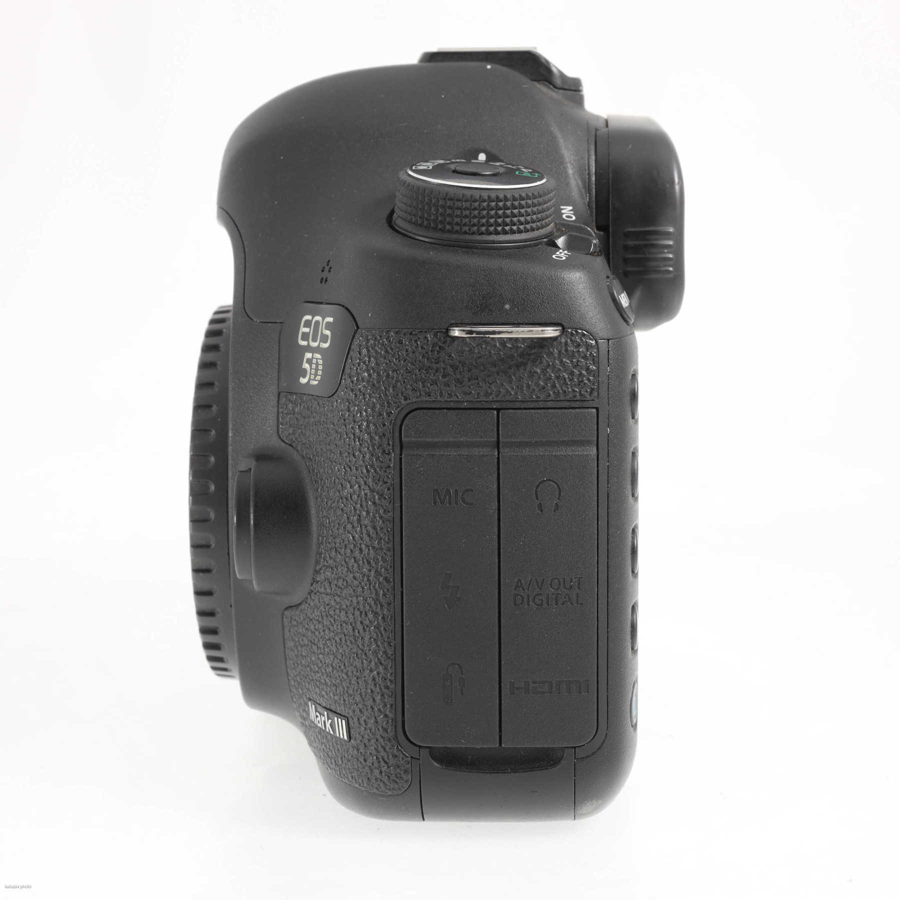 Canon EOS 5D Mark III Canon EOS 5D Mark III
