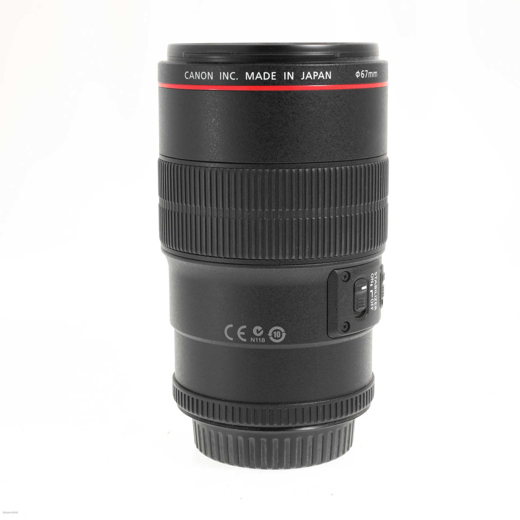 Canon EF 100mm f/2.8 L IS USM Macro Canon EF 100mm f/2.8 L IS USM Macro