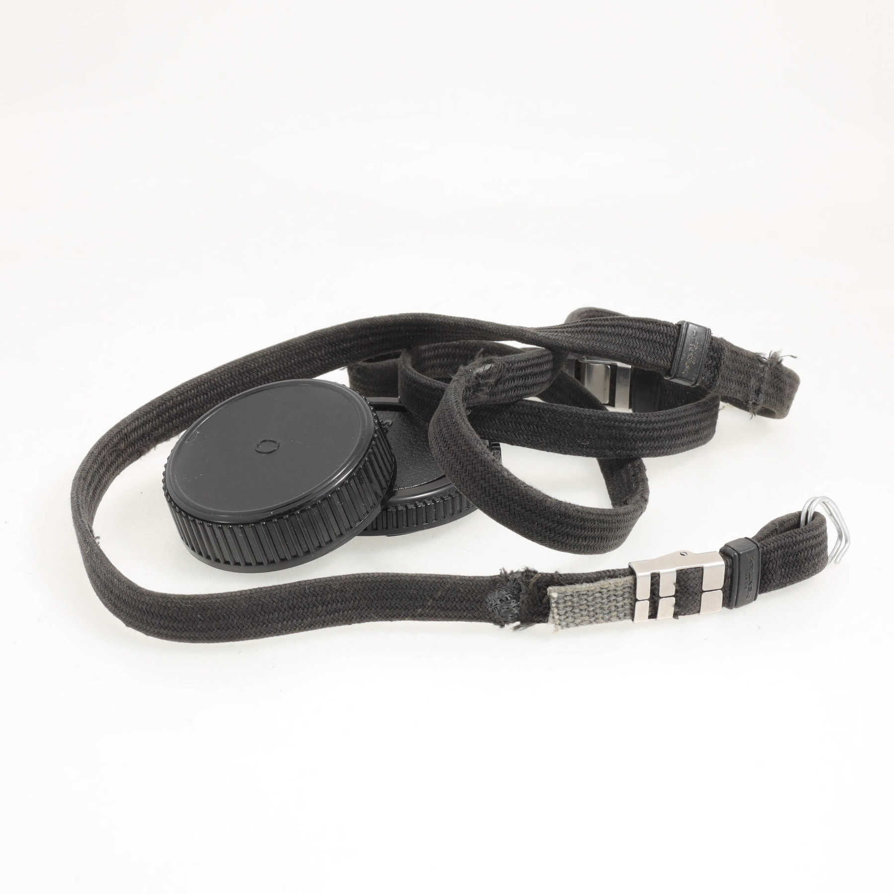 Olympus OM-2n с мотором, двумя зумами и телеконвертером Olympus OM-2n с мотором, двумя зумами и телеконвертером