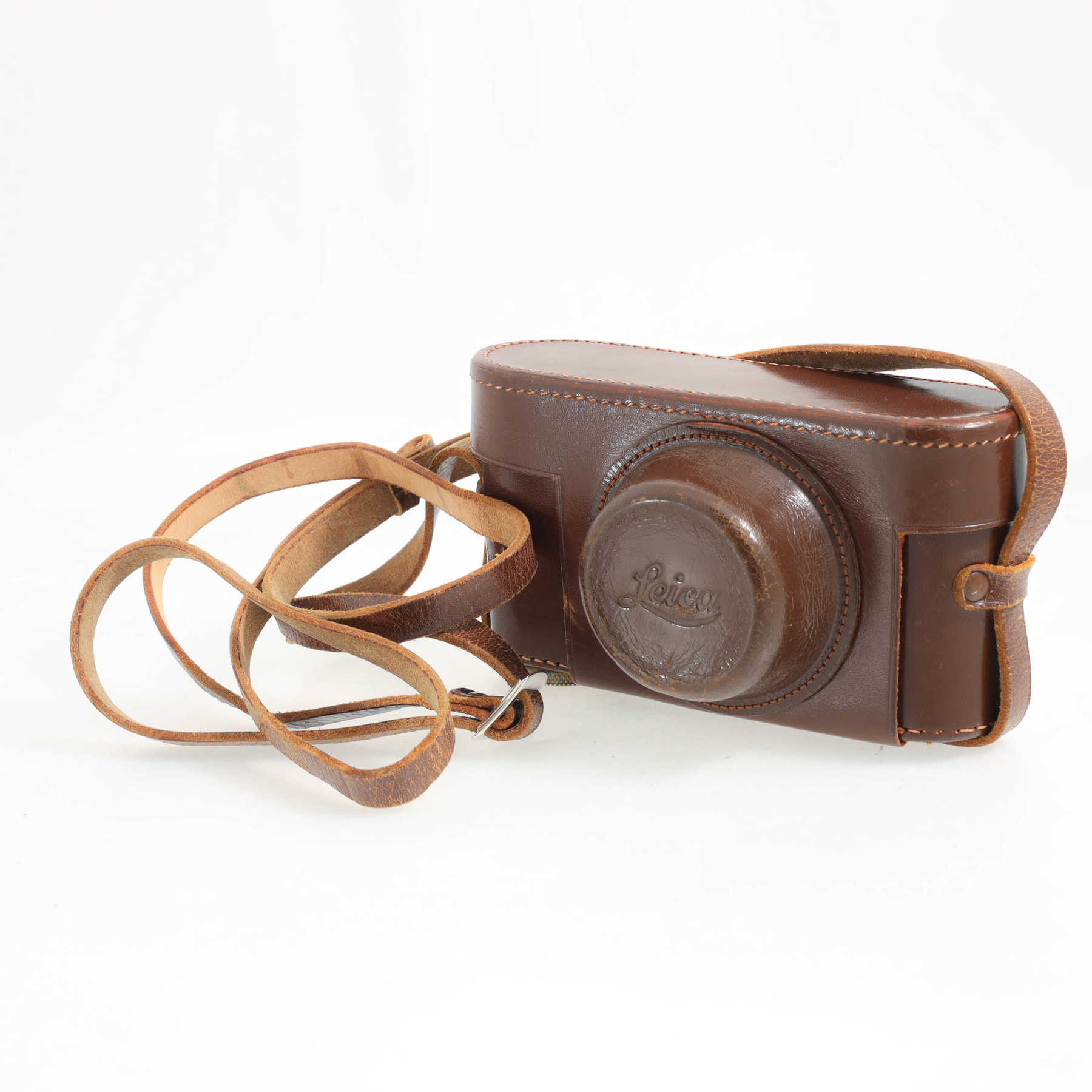 Leica IIIa (Model G) с объективом 50mm (5cm) f/2 Summar Leica IIIa (Model G) с объективом 50mm (5cm) f/2 Summar