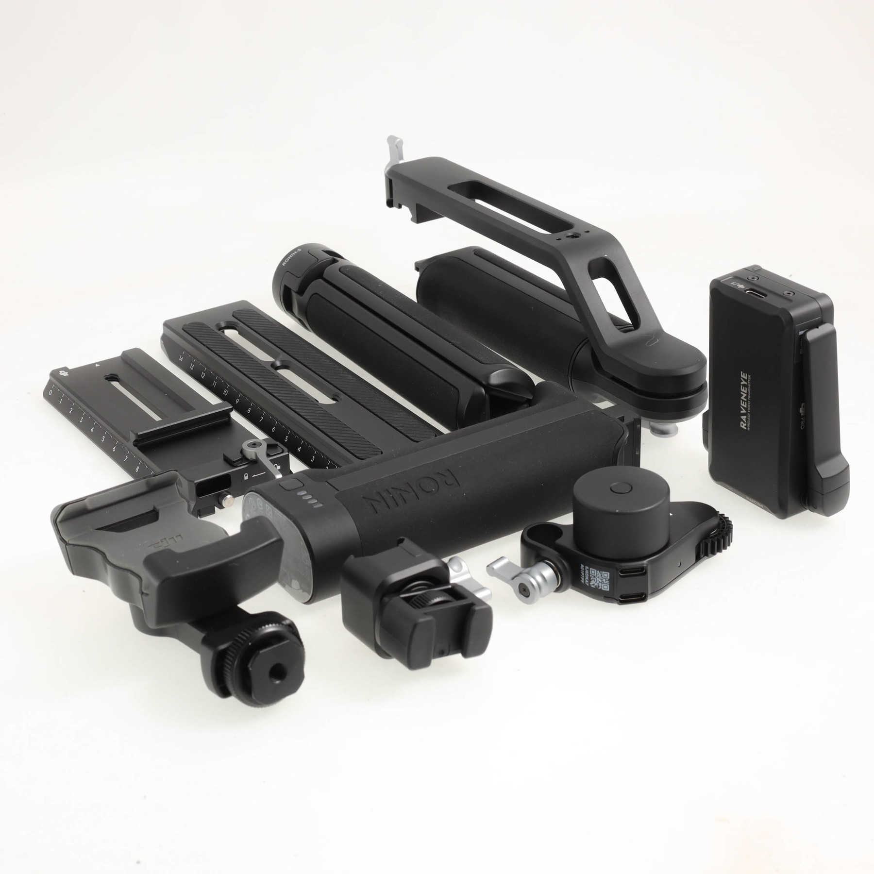 DJI Ronin RS3 Pro Combo DJI Ronin RS3 Pro Combo