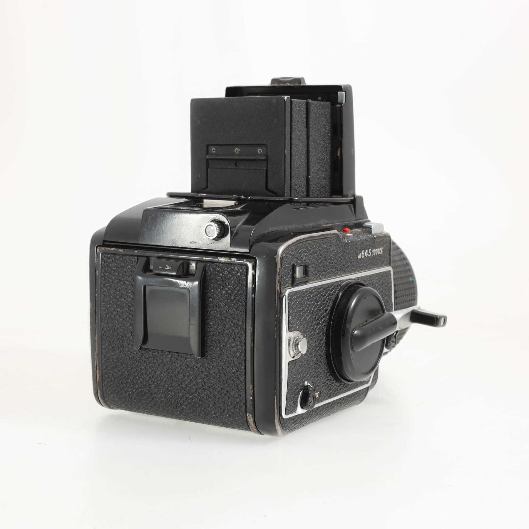 Mamiya M645 1000s с объективом 80mm f/1.9 Sekor C Mamiya M645 1000s с объективом 80mm f/1.9 Sekor C