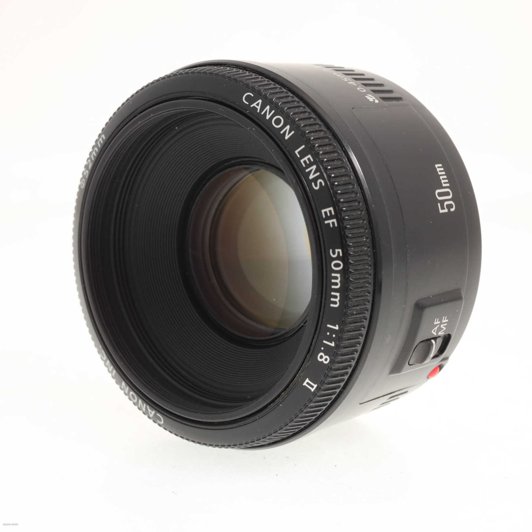 Canon 50mm f/1.8 EF II Canon 50mm f/1.8 EF II