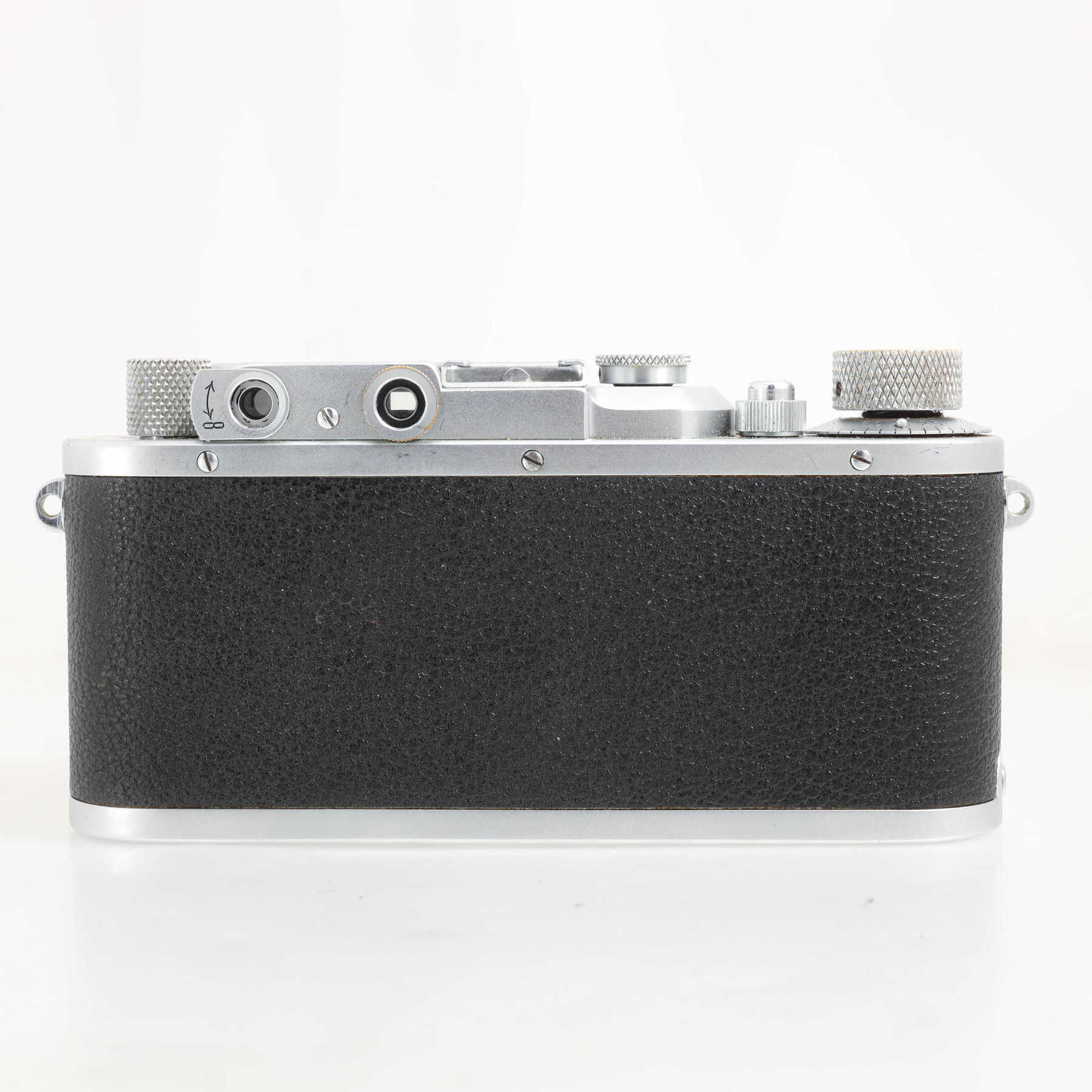 Leica IIIa (Model G) с объективом 50mm (5cm) f/2 Summar Leica IIIa (Model G) с объективом 50mm (5cm) f/2 Summar