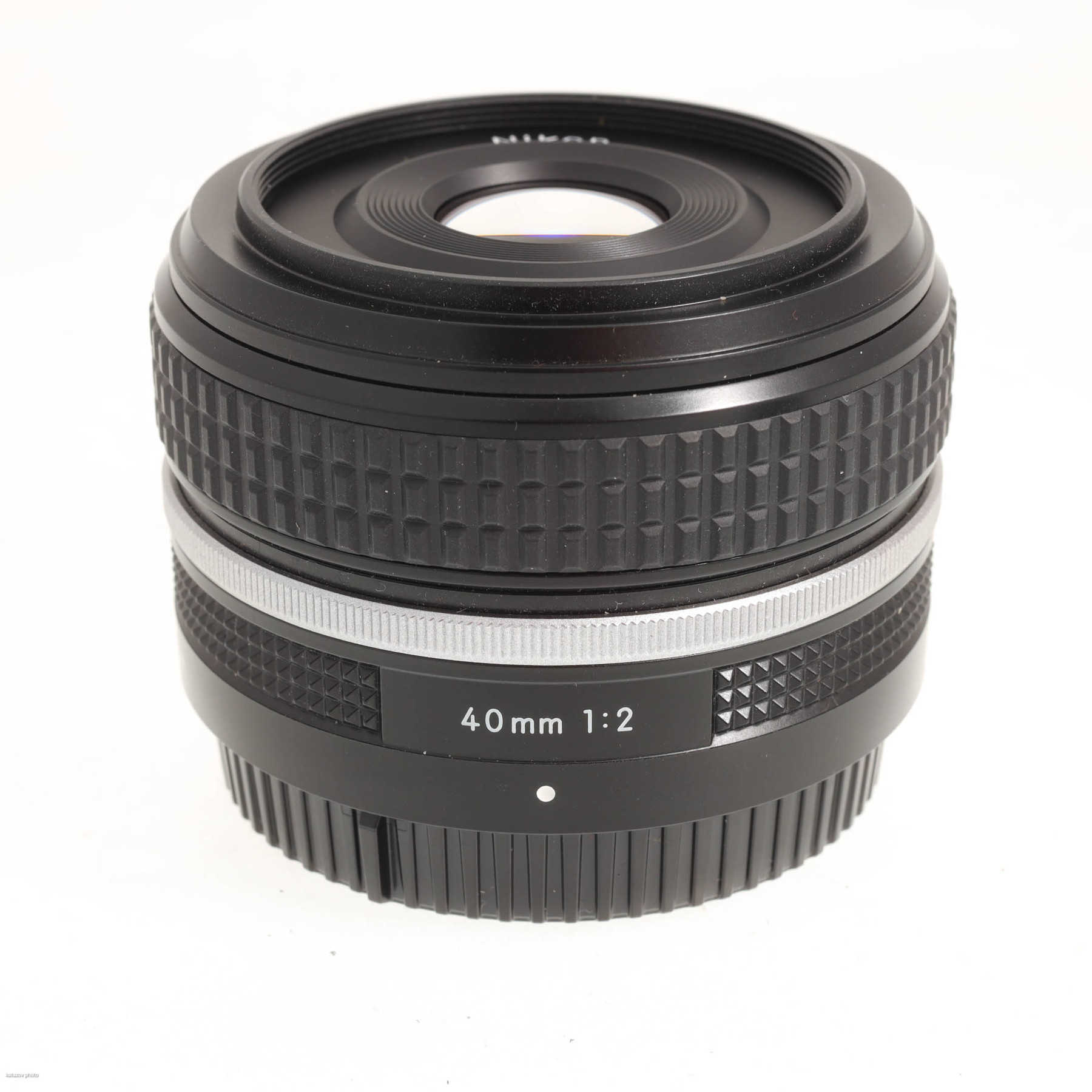 Nikon Z 40mm F/2 SE Nikon Z 40mm F/2 SE