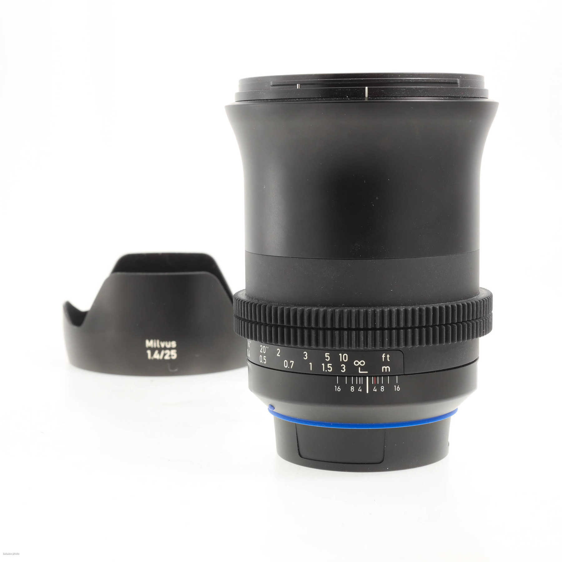Zeiss Milvus ZE Super Speed набор из 5-х объективов для Canon EF Zeiss Milvus ZE Super Speed набор из 5-х объективов для Canon EF