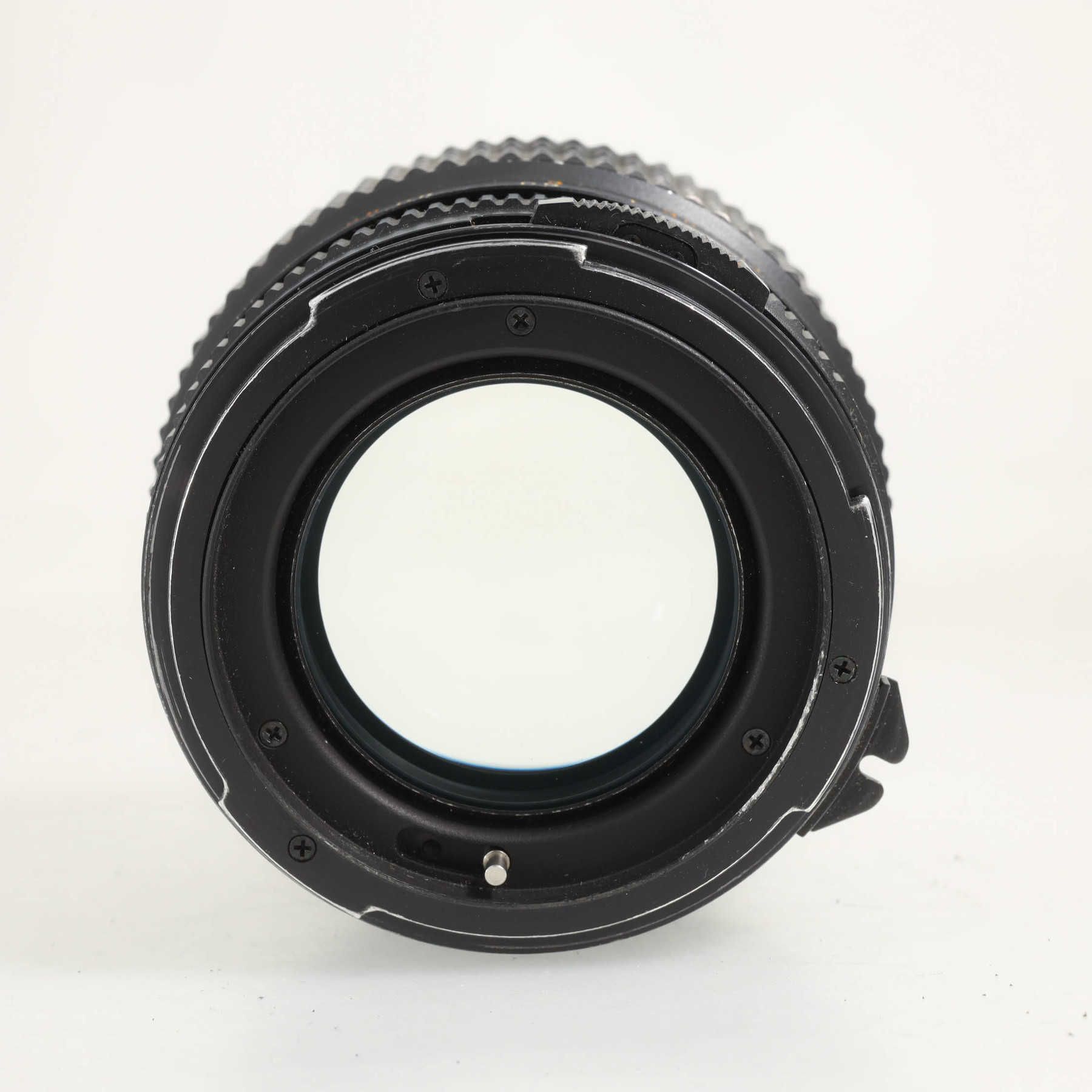 Mamiya M645 1000s с объективом 80mm f/1.9 Sekor C Mamiya M645 1000s с объективом 80mm f/1.9 Sekor C