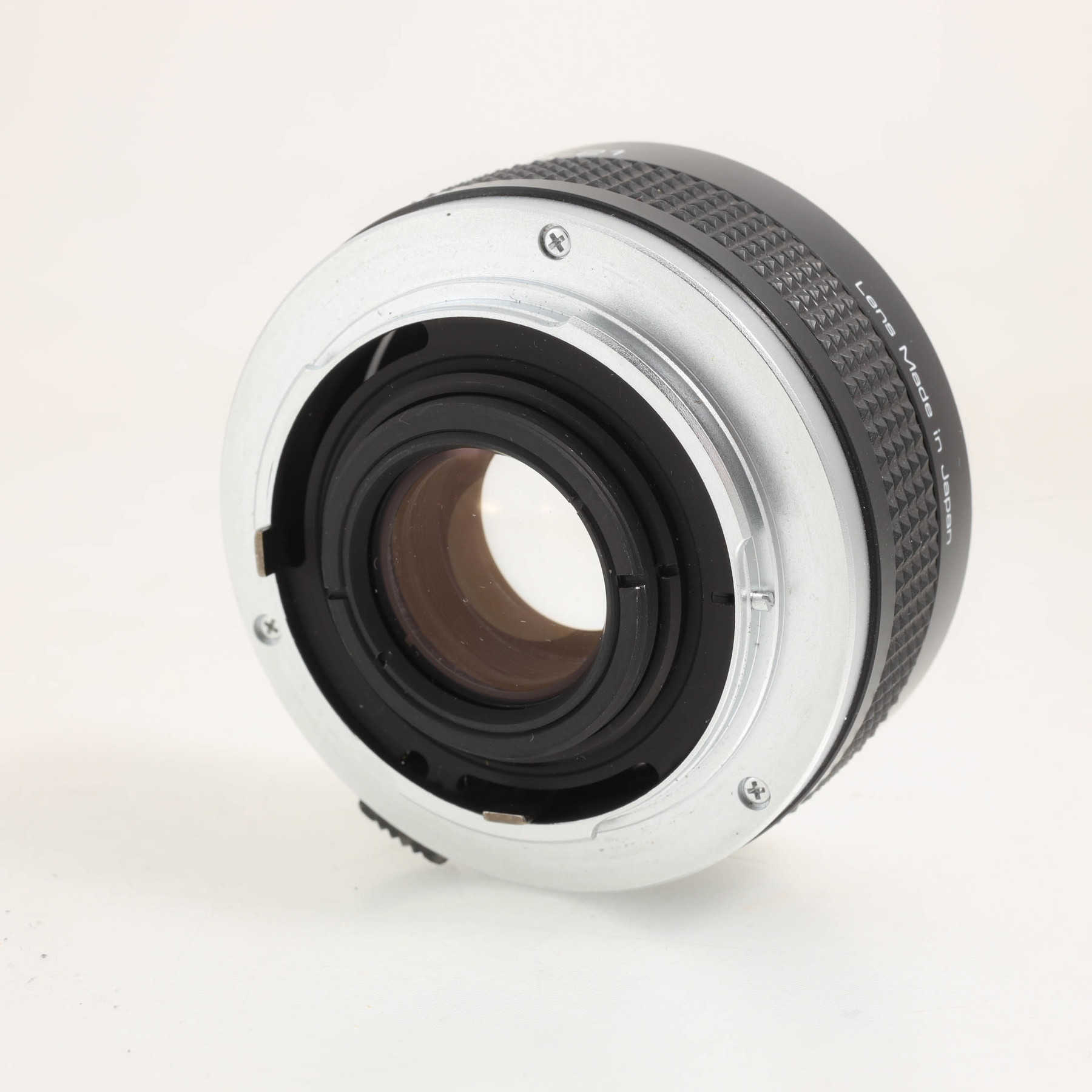 Olympus OM-2n с мотором, двумя зумами и телеконвертером Olympus OM-2n с мотором, двумя зумами и телеконвертером