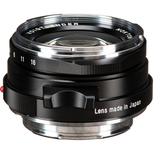 Voigtländer Nokton Classic 35mm f/1.4 II MC