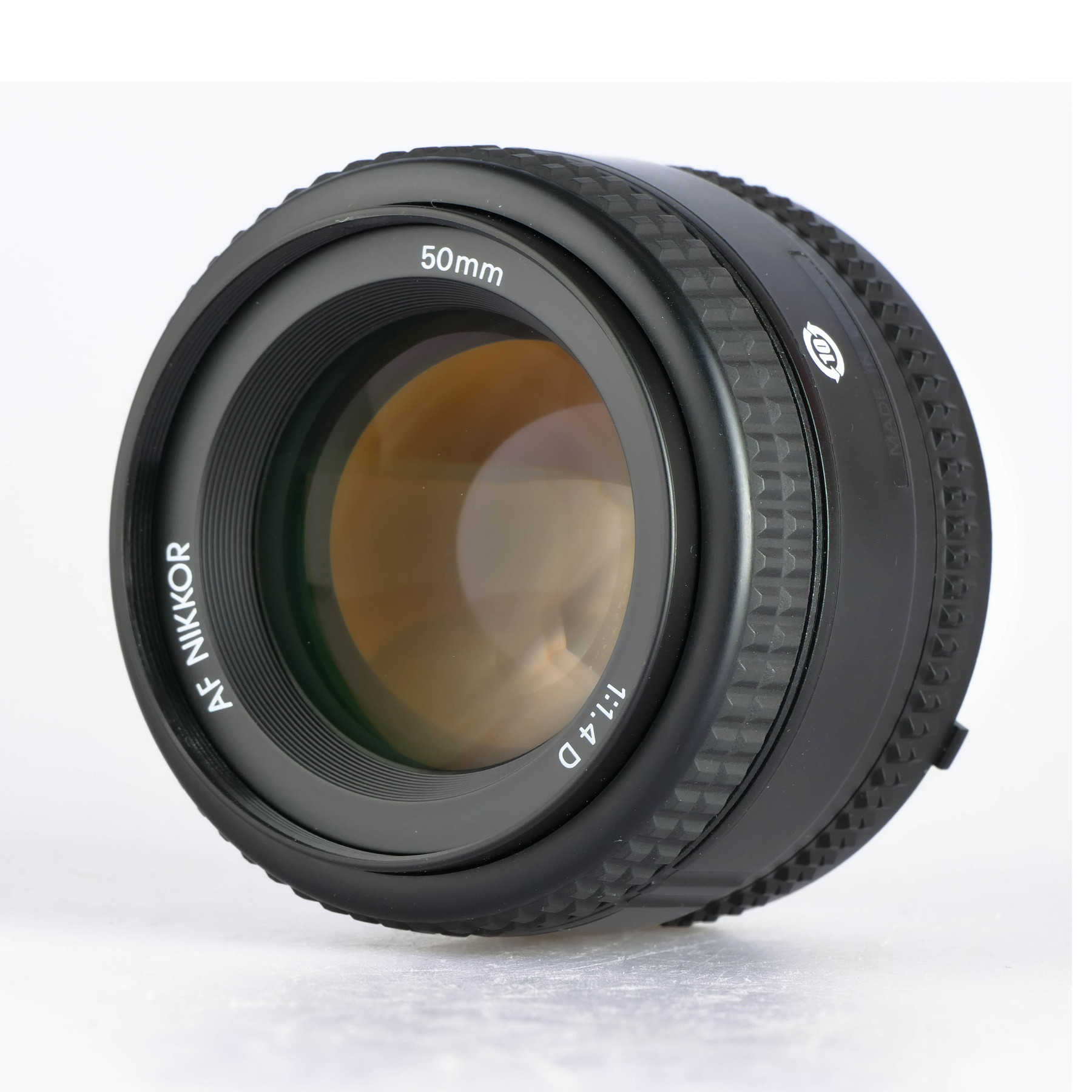 Nikon AF Nikkor 50mm f/1.4D | Kutuzov Photo