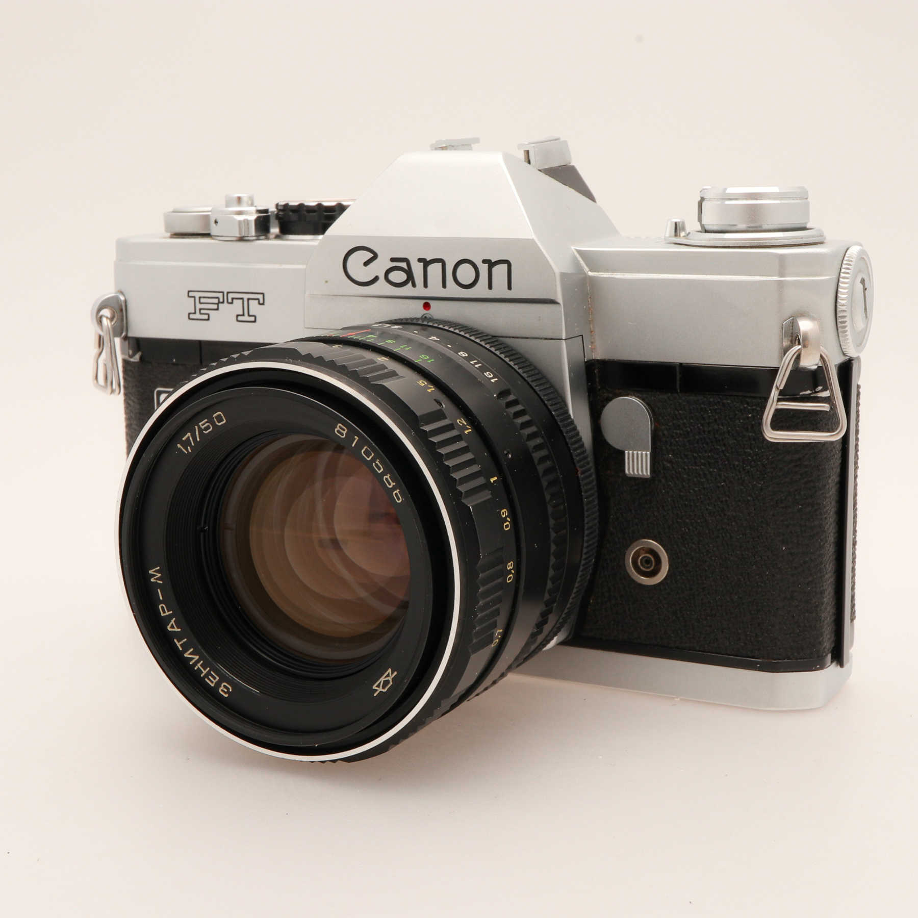 Appareil Photo Canon FT QL Avec Objectif 50mm F/1.8 - Argentique 35mm