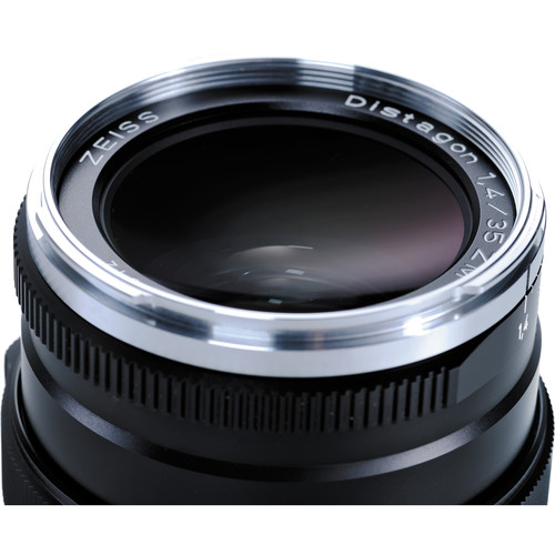 Zeiss Distagon T* 35mm f/1.4 ZM black