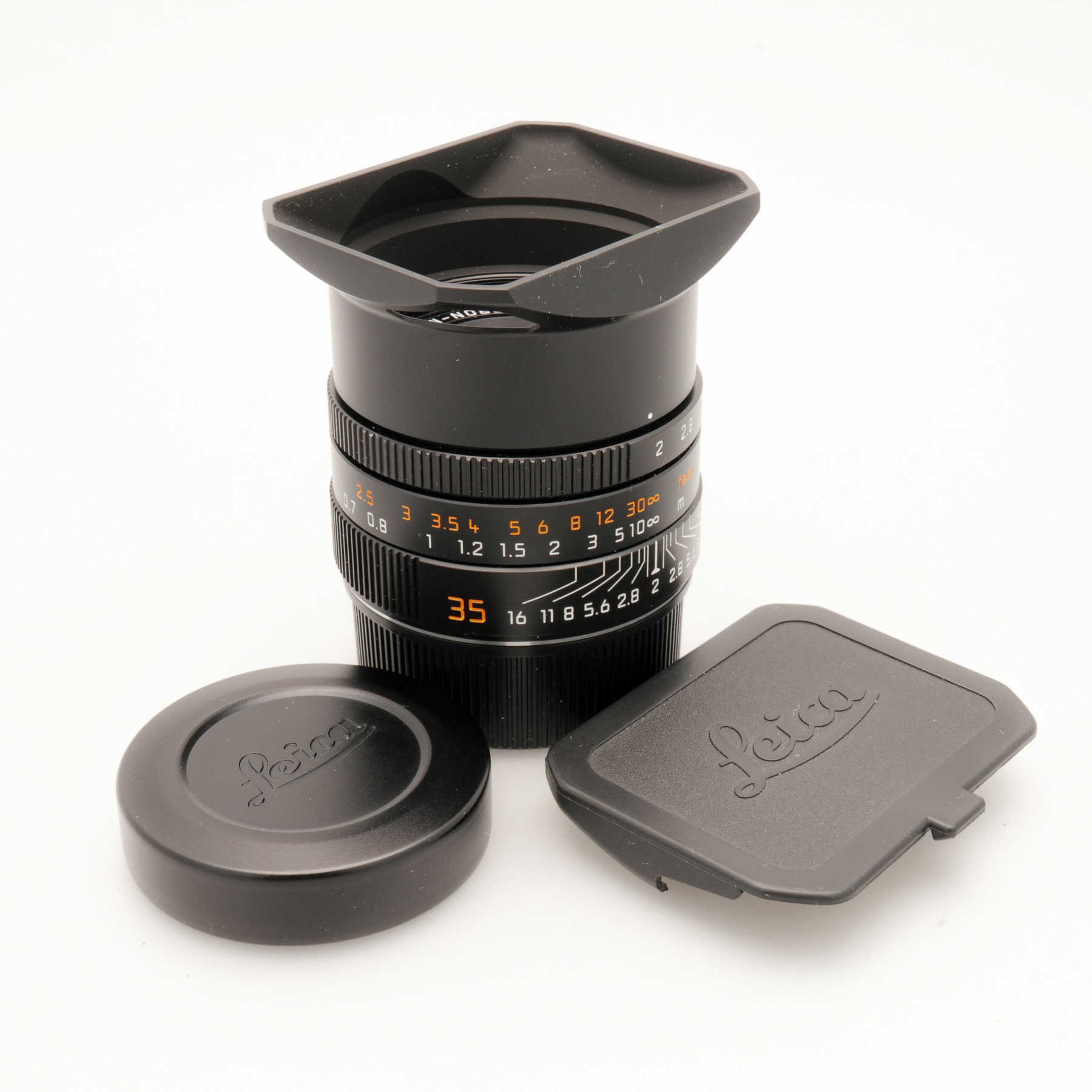 Leica 35mm f/2 Summicron-M ASPH black Leica 35mm f/2 Summicron-M ASPH black