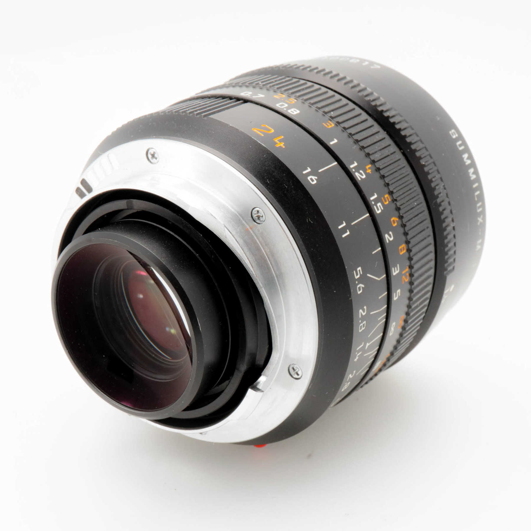 Leica 24mm f/1.4 Summilux-M ASPH Leica 24mm f/1.4 Summilux-M ASPH