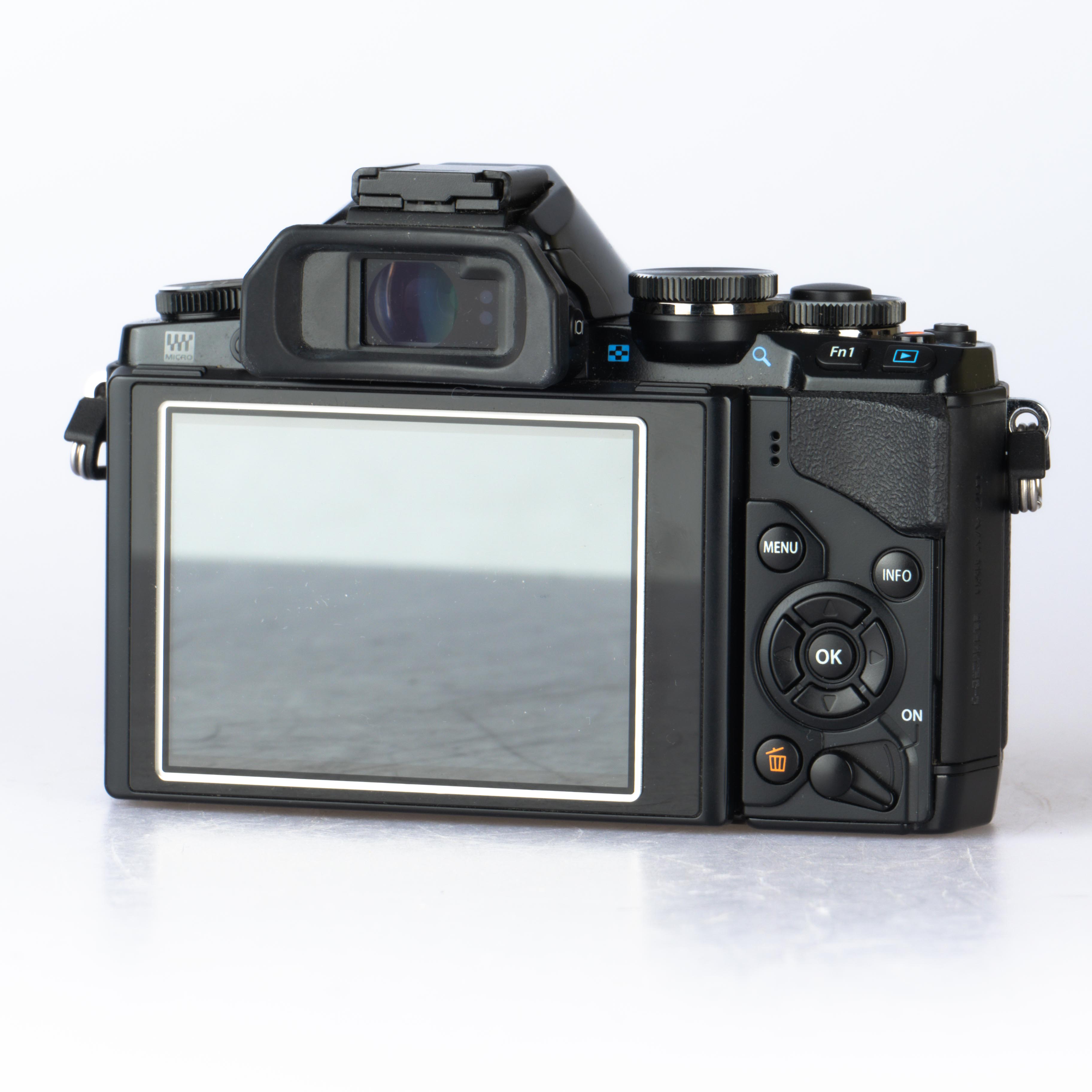 Olympus OM-D E-M10 | Kutuzov Photo