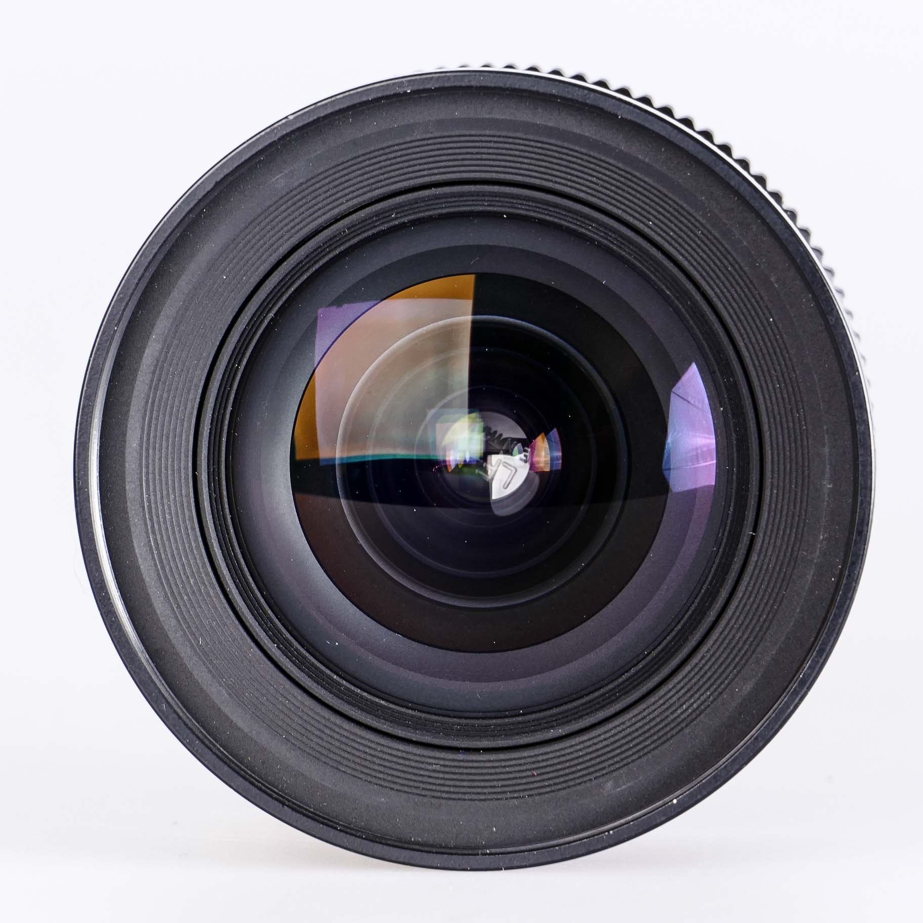 Nikon 20mm f/2.8 AiS Nikkor Nikon 20mm f/2.8 AiS Nikkor