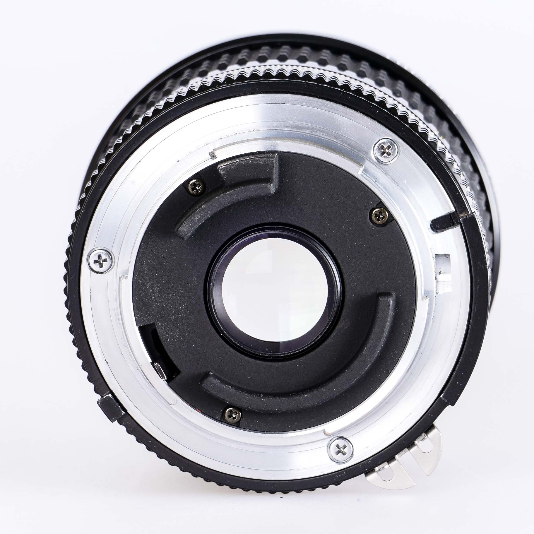 Nikon 20mm f/2.8 AiS Nikkor Nikon 20mm f/2.8 AiS Nikkor