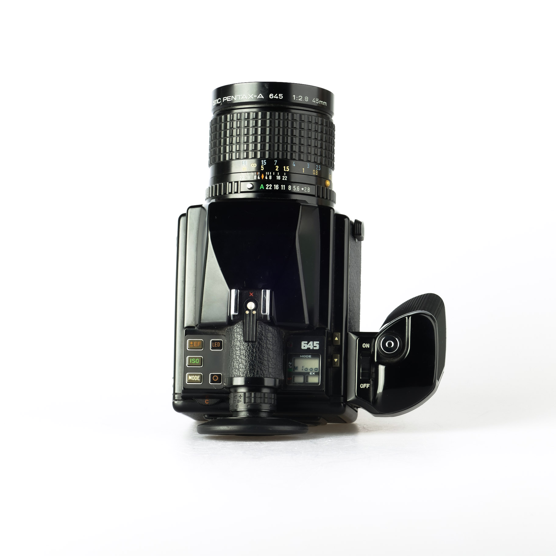 Pentax SMC Pentax-A 645 75mm F2.8 (+ EF adapter
