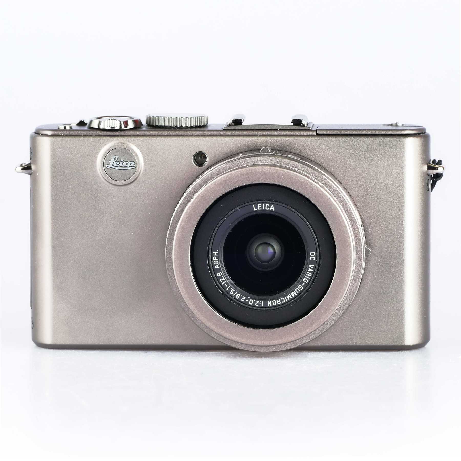Leica D-Lux 4 Safari Set (vert) – Édition Spéciale Rare, 8813 Déclenchements, Bon état