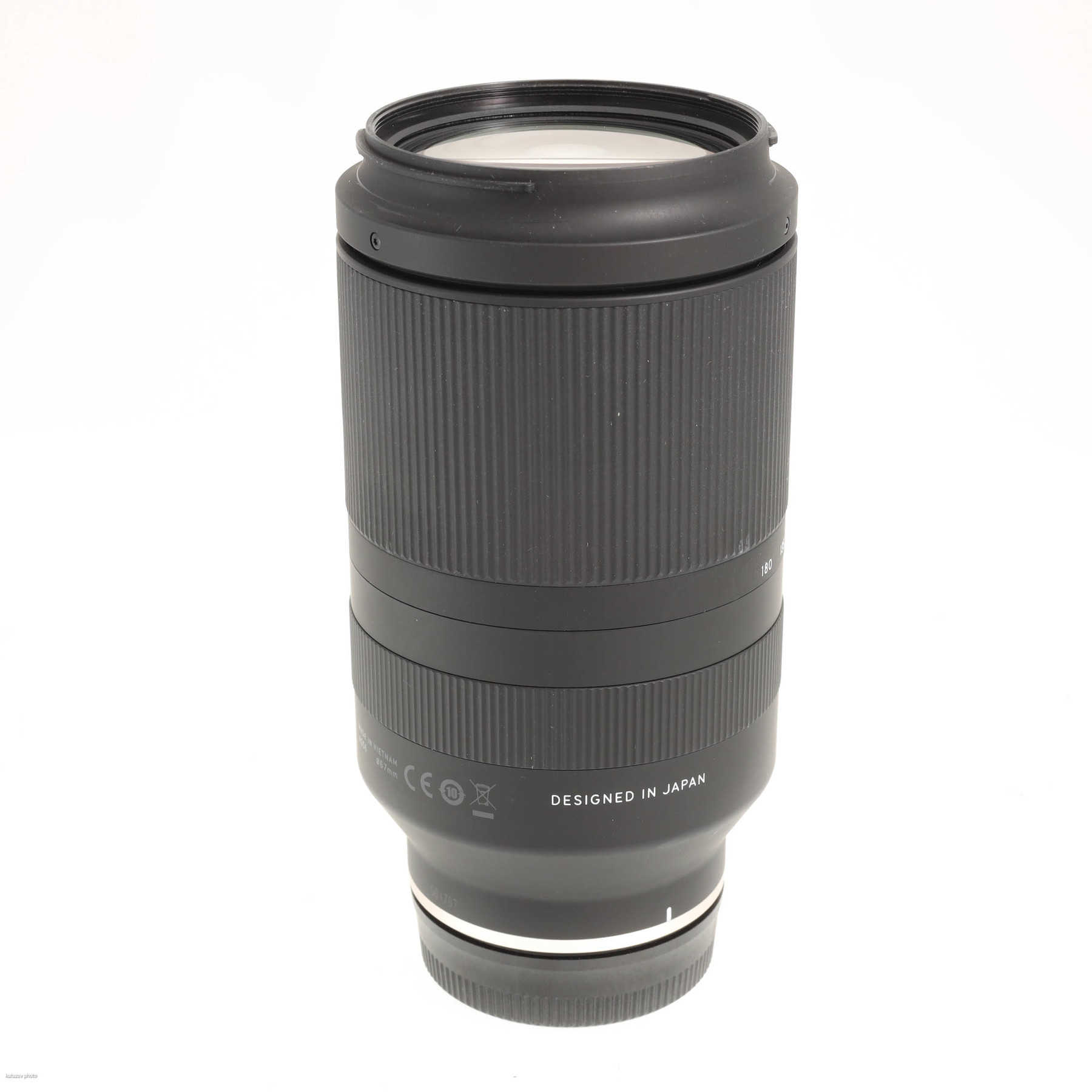 Tamron 70-180mm f/2.8 Di III VXD (Sony E) Tamron 70-180mm f/2.8 Di III VXD (Sony E)