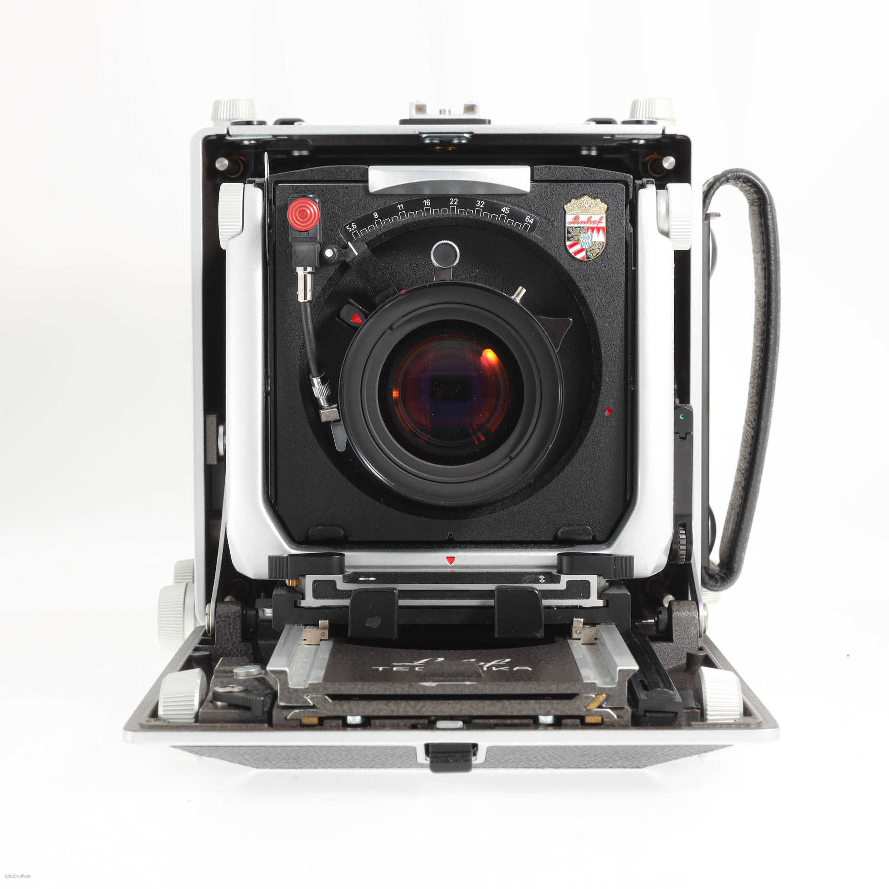 Linhof Master Technika 3000 4x5'' комплект с объективом и принадлежностями Linhof Master Technika 3000 4x5'' комплект с объективом и принадлежностями