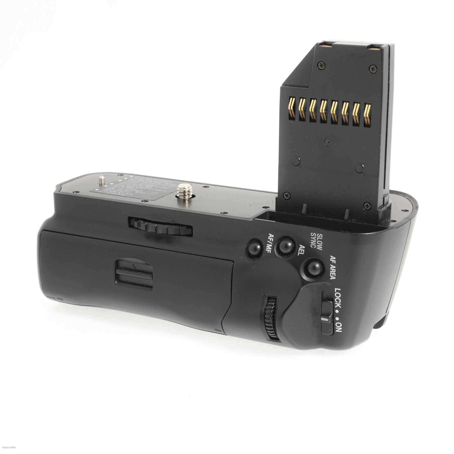 Minolta (Konica Minolta) Dynax 7D с вертикальной рукояткой Minolta (Konica Minolta) Dynax 7D с вертикальной рукояткой