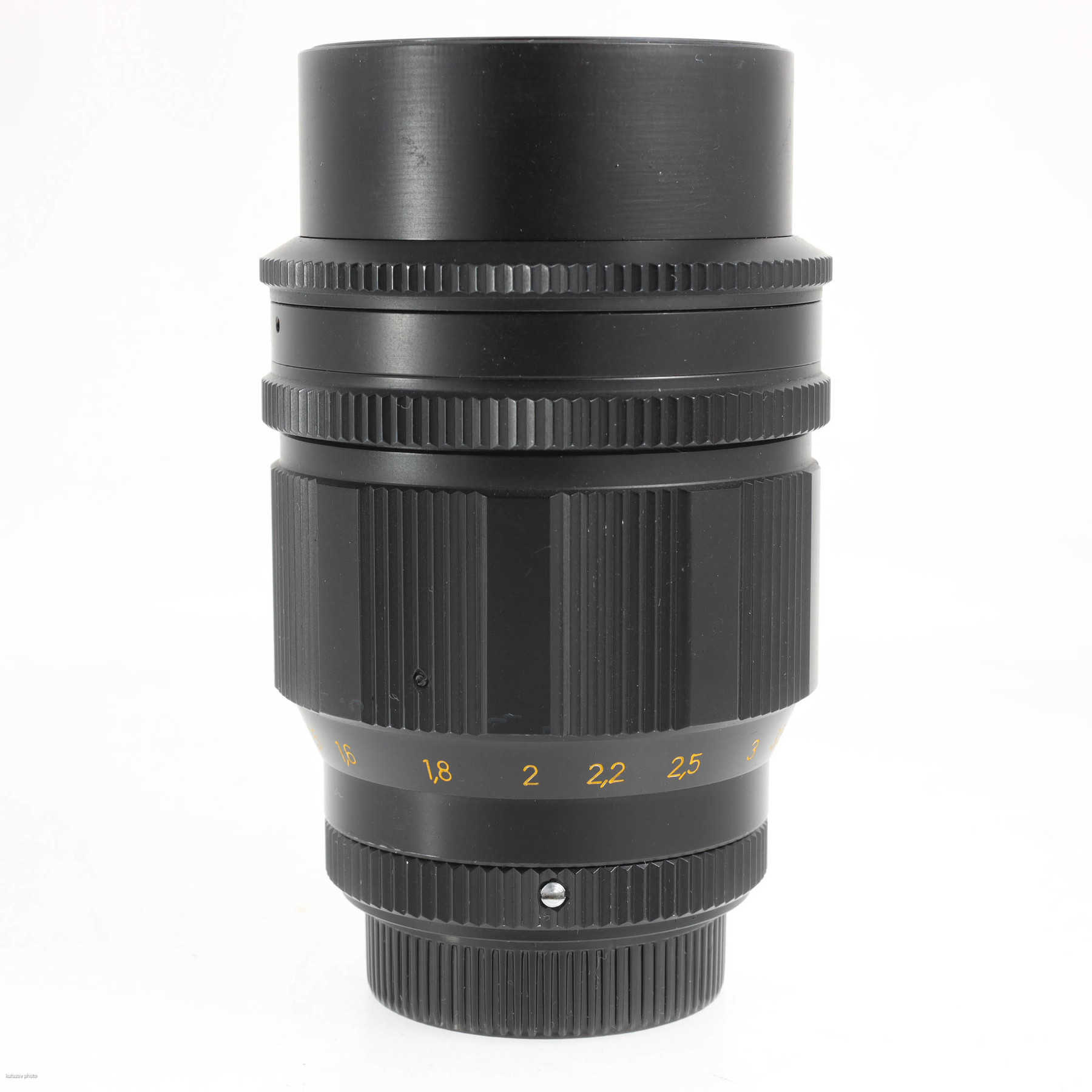 Зенит (КМЗ) 135mm f/2.8 Tair-11A Зенит (КМЗ) 135mm f/2.8 Tair-11A
