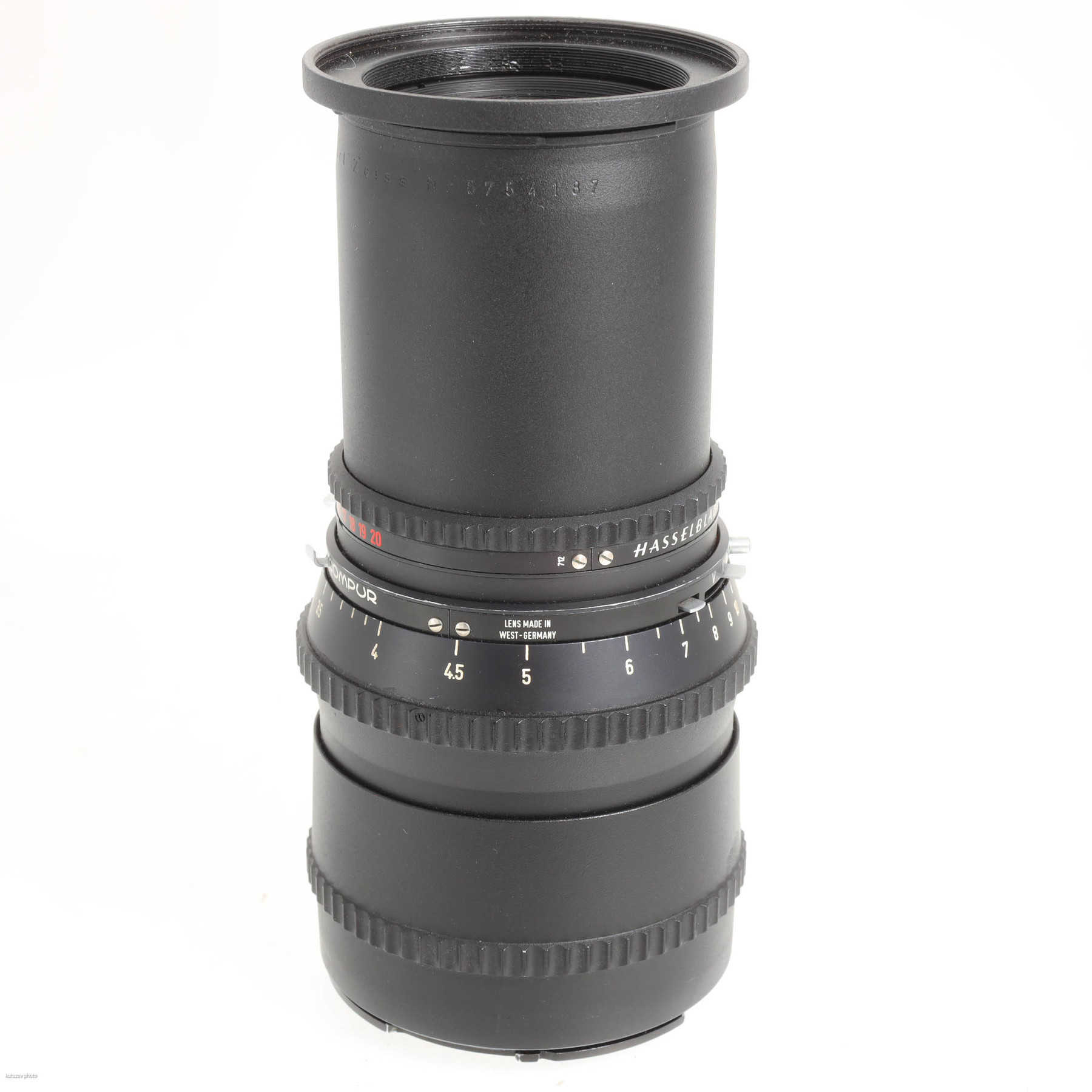 Hasselblad 250mm f/5.6 T* Carl Zeiss Sonnar C Hasselblad 250mm f/5.6 T* Carl Zeiss Sonnar C