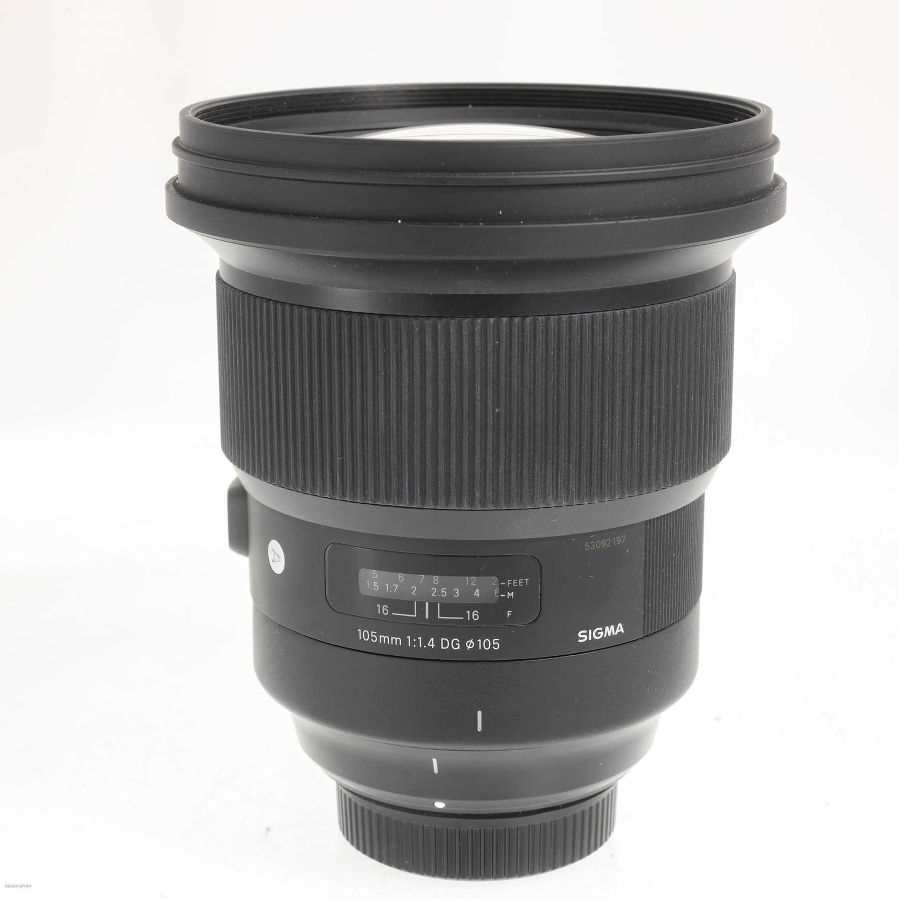 Sigma 105mm f/1.4 DG HSM (Nikon F/AF) Sigma 105mm f/1.4 DG HSM (Nikon F/AF)