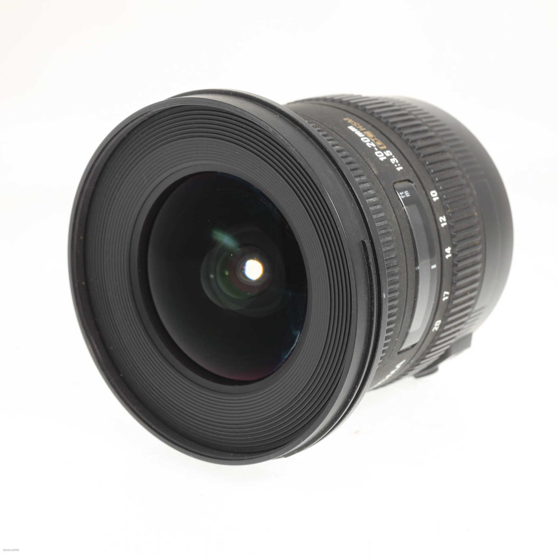 Sigma 10-20mm f/3.5 DC HSM EX (Canon EF) Sigma 10-20mm f/3.5 DC HSM EX (Canon EF)