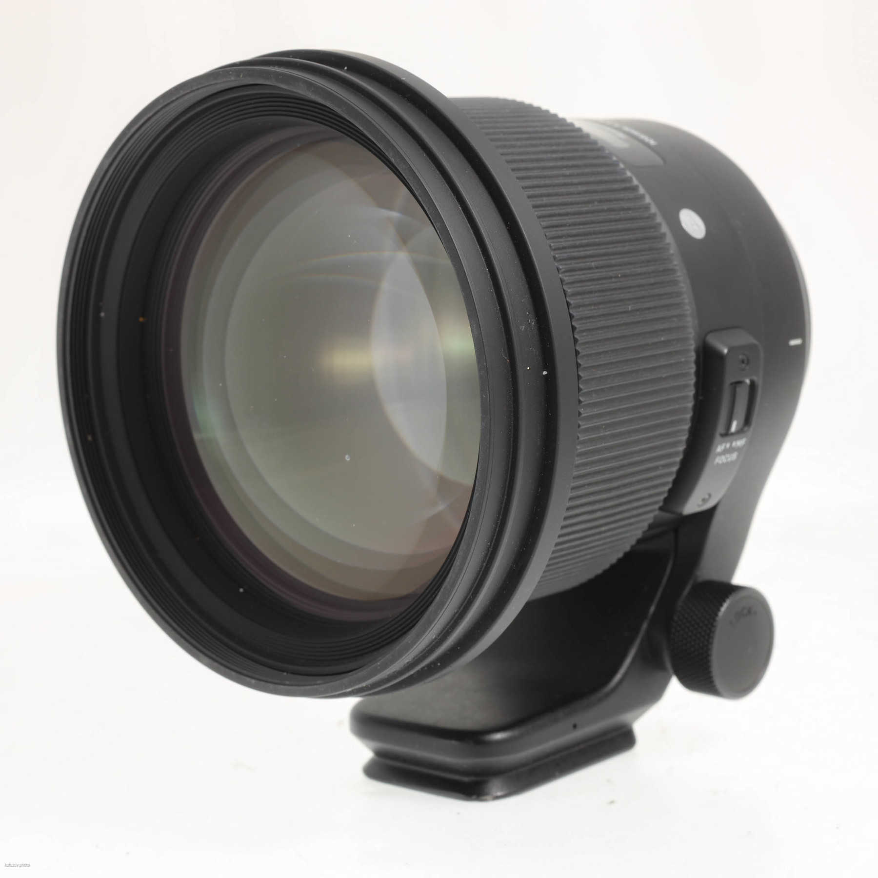 Sigma 105mm f/1.4 DG HSM (Nikon F/AF) Sigma 105mm f/1.4 DG HSM (Nikon F/AF)