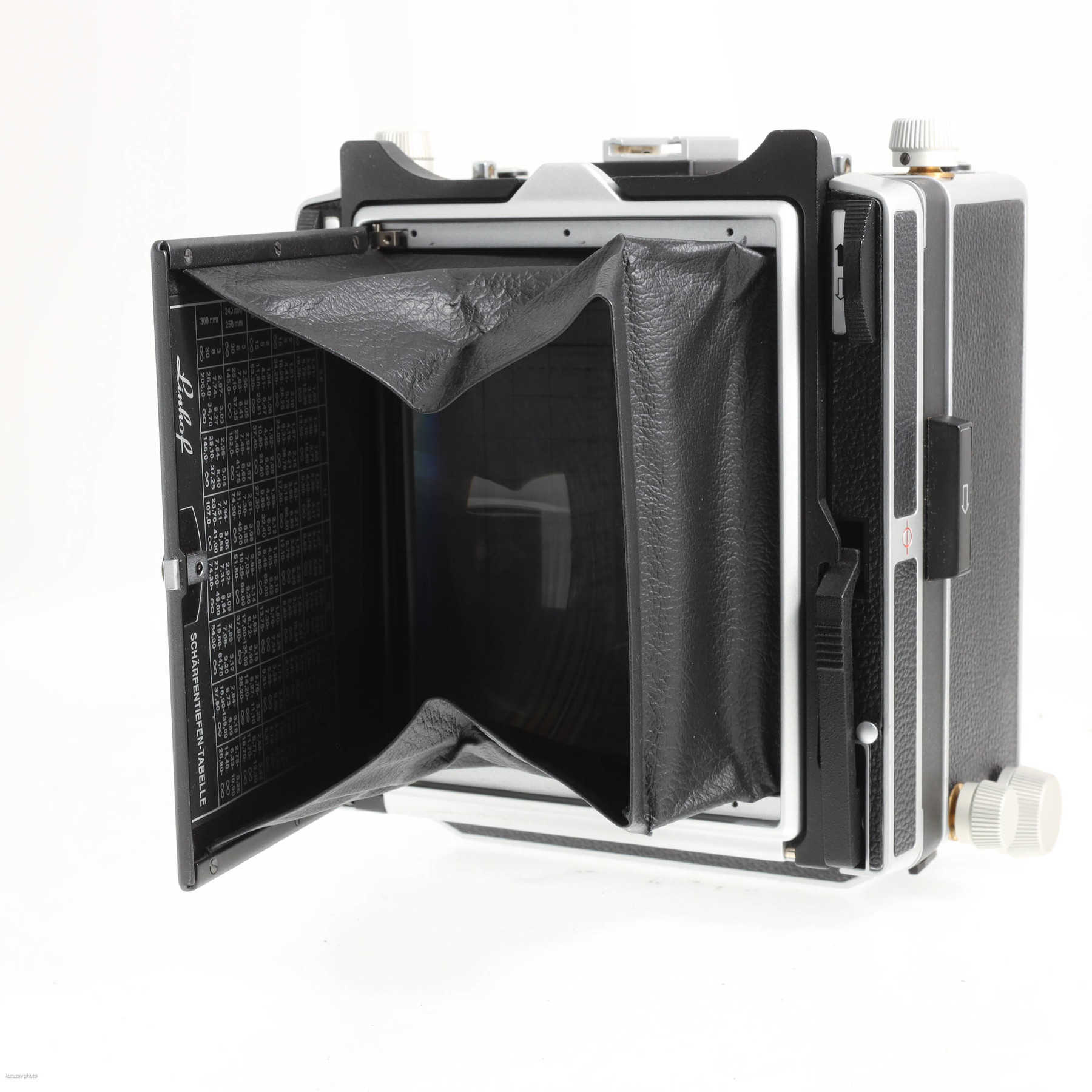 Linhof Master Technika 3000 4x5'' комплект с объективом и принадлежностями Linhof Master Technika 3000 4x5'' комплект с объективом и принадлежностями