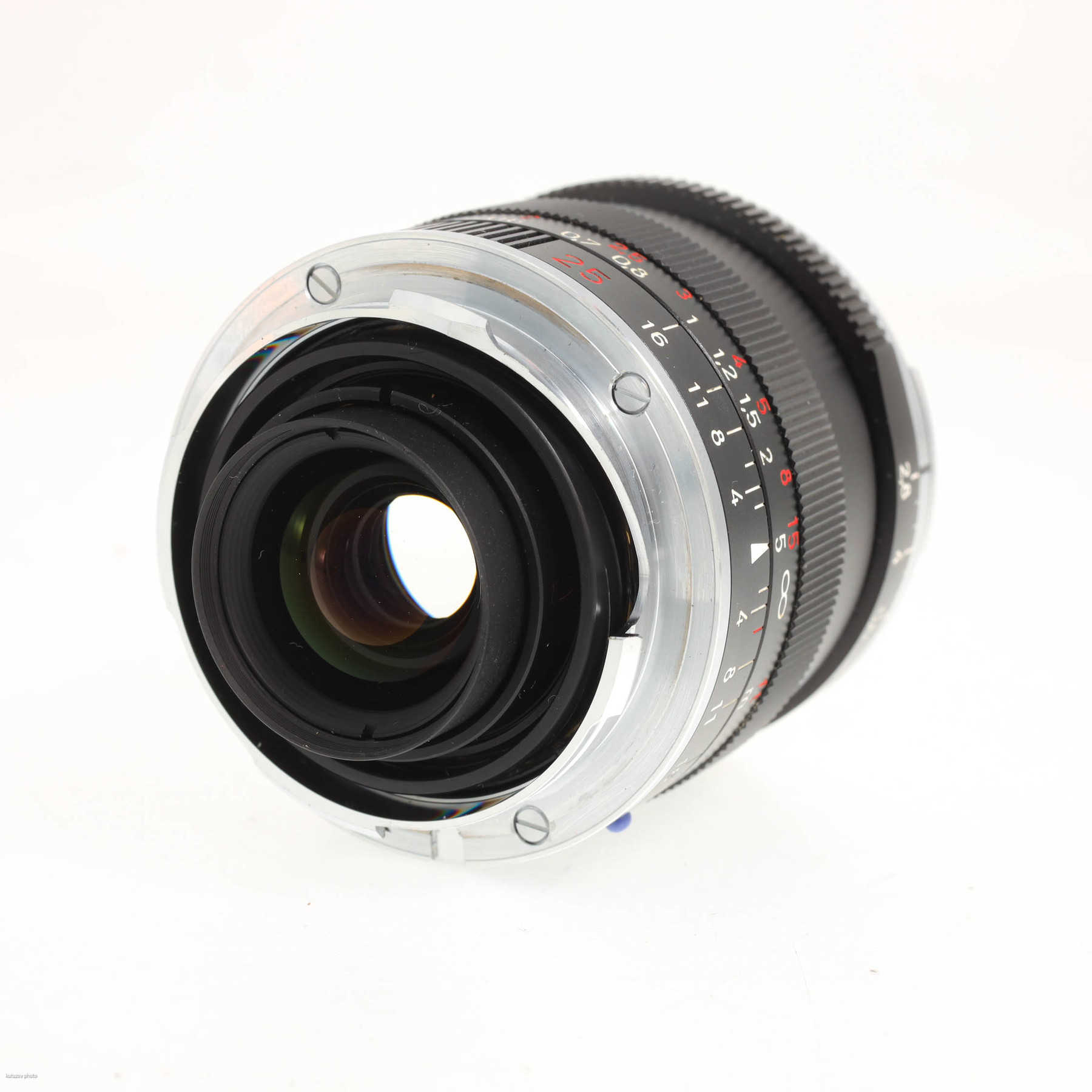 Zeiss Biogon 25mm f/2.8 T* ZM black Zeiss Biogon 25mm f/2.8 T* ZM black
