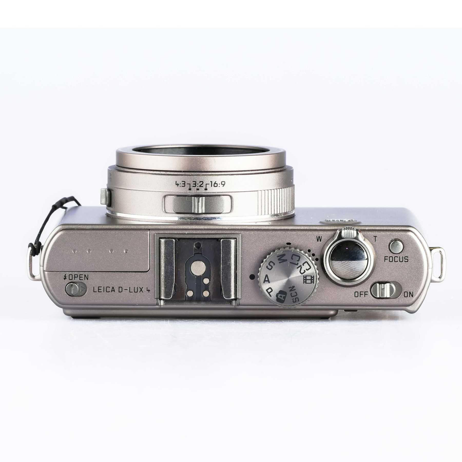 Leica D-Lux 4 titan camera set Leica D-Lux 4 titan camera set