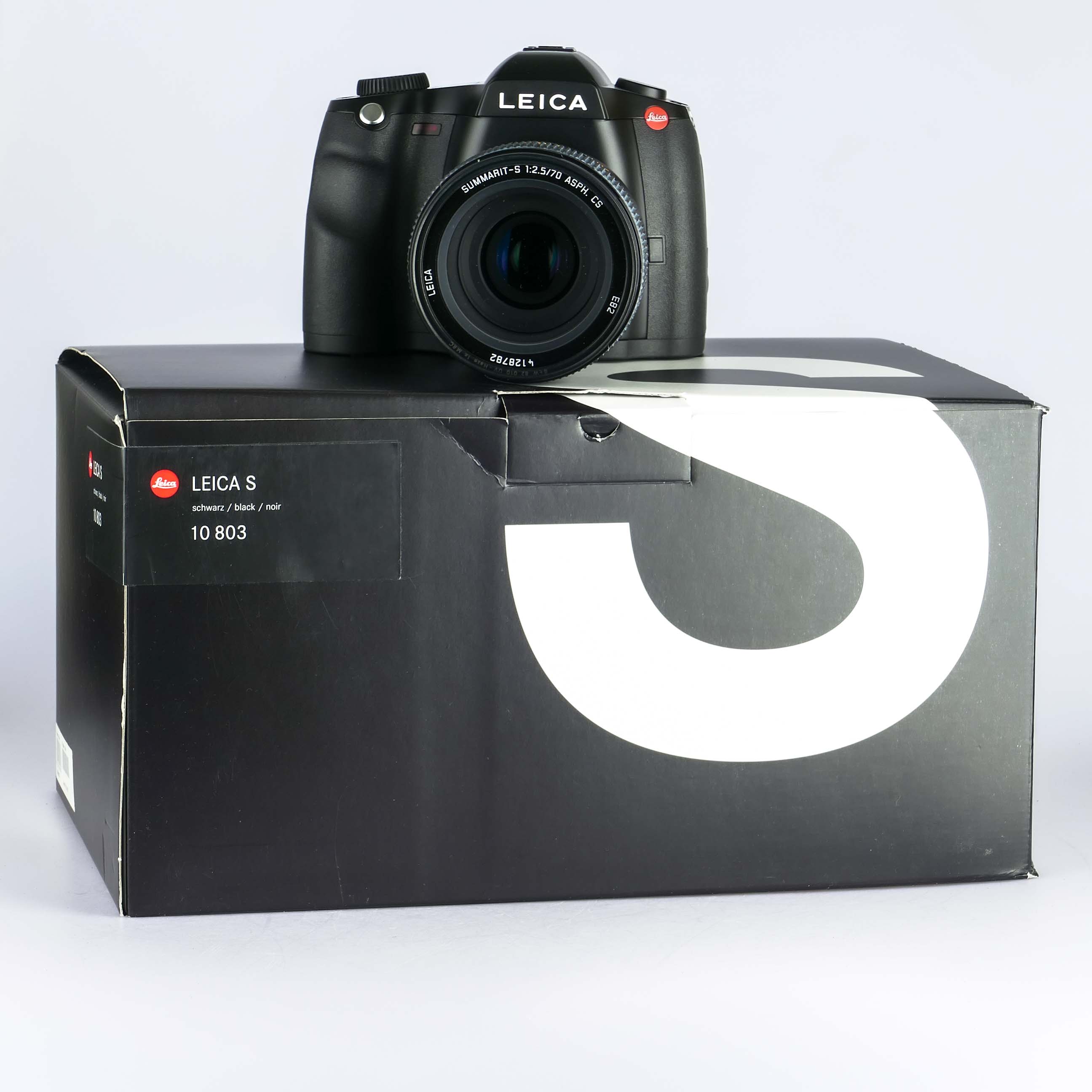 Leica S (typ 006) + 70mm f/2.5 Summarit-S CS | Kutuzov Photo Leica S (typ 006) + 70mm f/2.5 Summarit-S CS | Kutuzov Photo