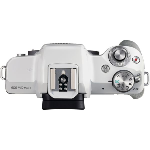 Canon EOS M50 Mark II + EF-M 15-45mm f/3.5-6.3 IS STM white