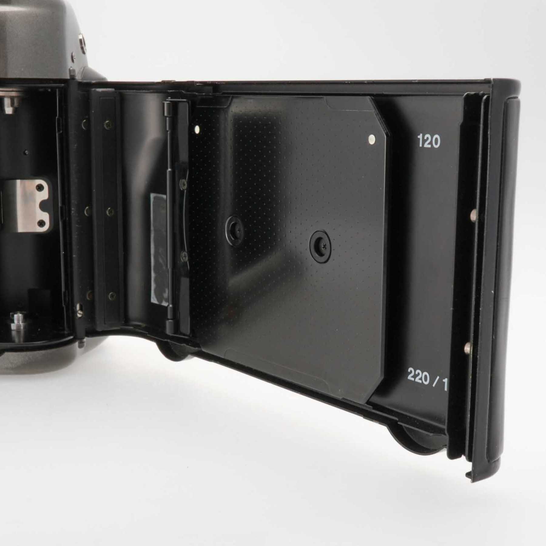 Mamiya 7 kit N 80mm f/4 L Mamiya 7 kit N 80mm f/4 L