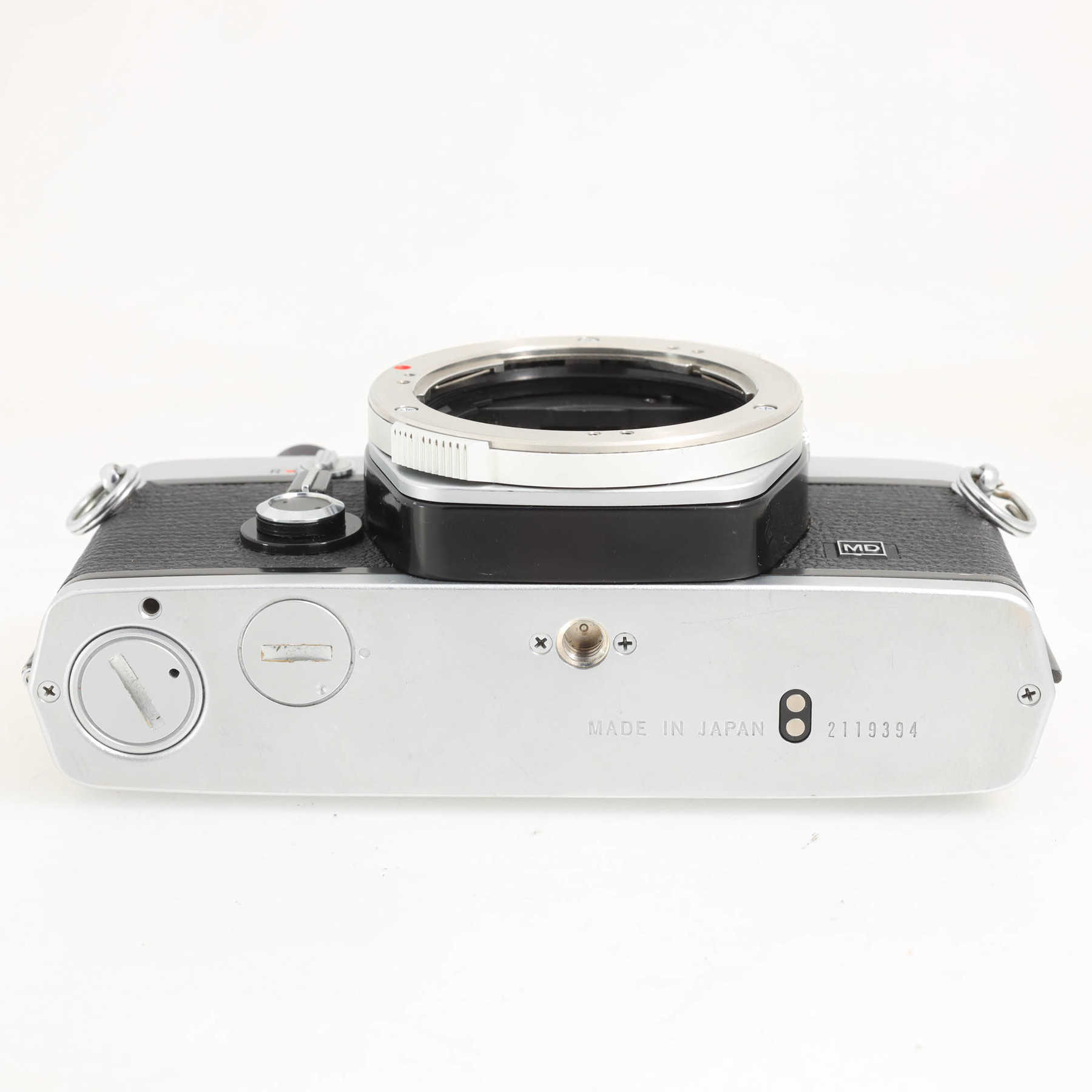 Olympus OM-1n с объективом 50mm f/1.8 F.Zuiko Olympus OM-1n с объективом 50mm f/1.8 F.Zuiko