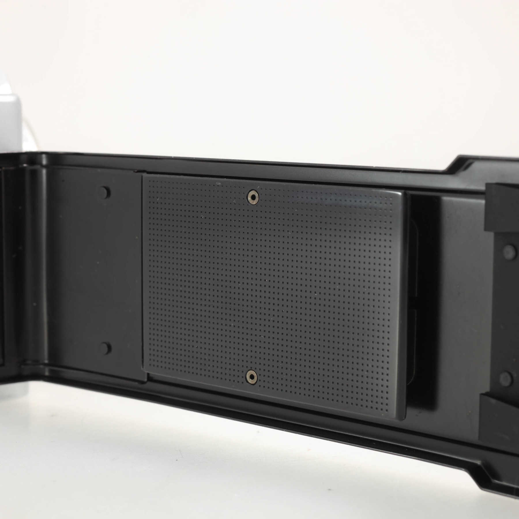 Olympus OM-1n с объективом 50mm f/1.8 F.Zuiko Olympus OM-1n с объективом 50mm f/1.8 F.Zuiko