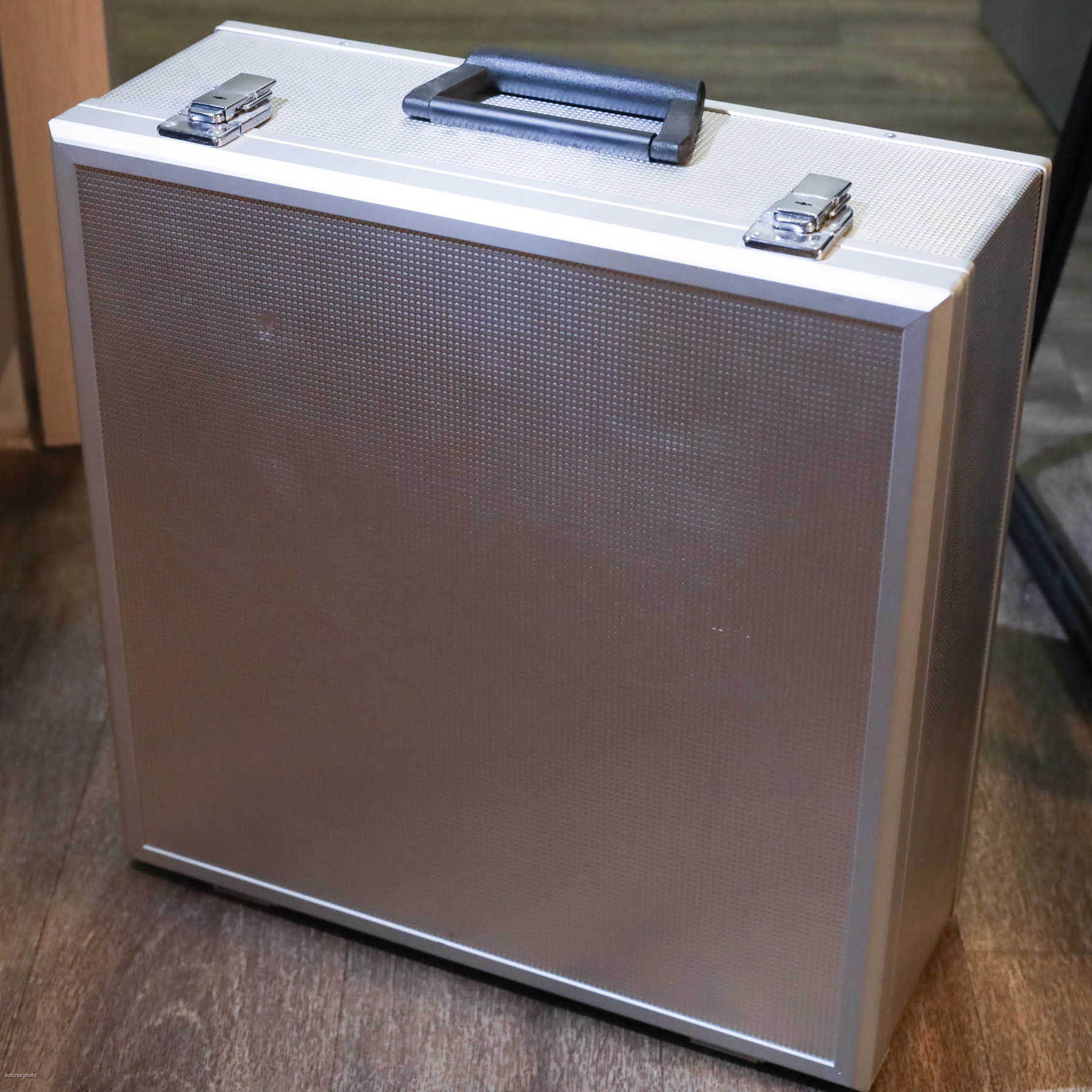 Linhof Master Technika 3000 4x5'' комплект с объективом и принадлежностями Linhof Master Technika 3000 4x5'' комплект с объективом и принадлежностями