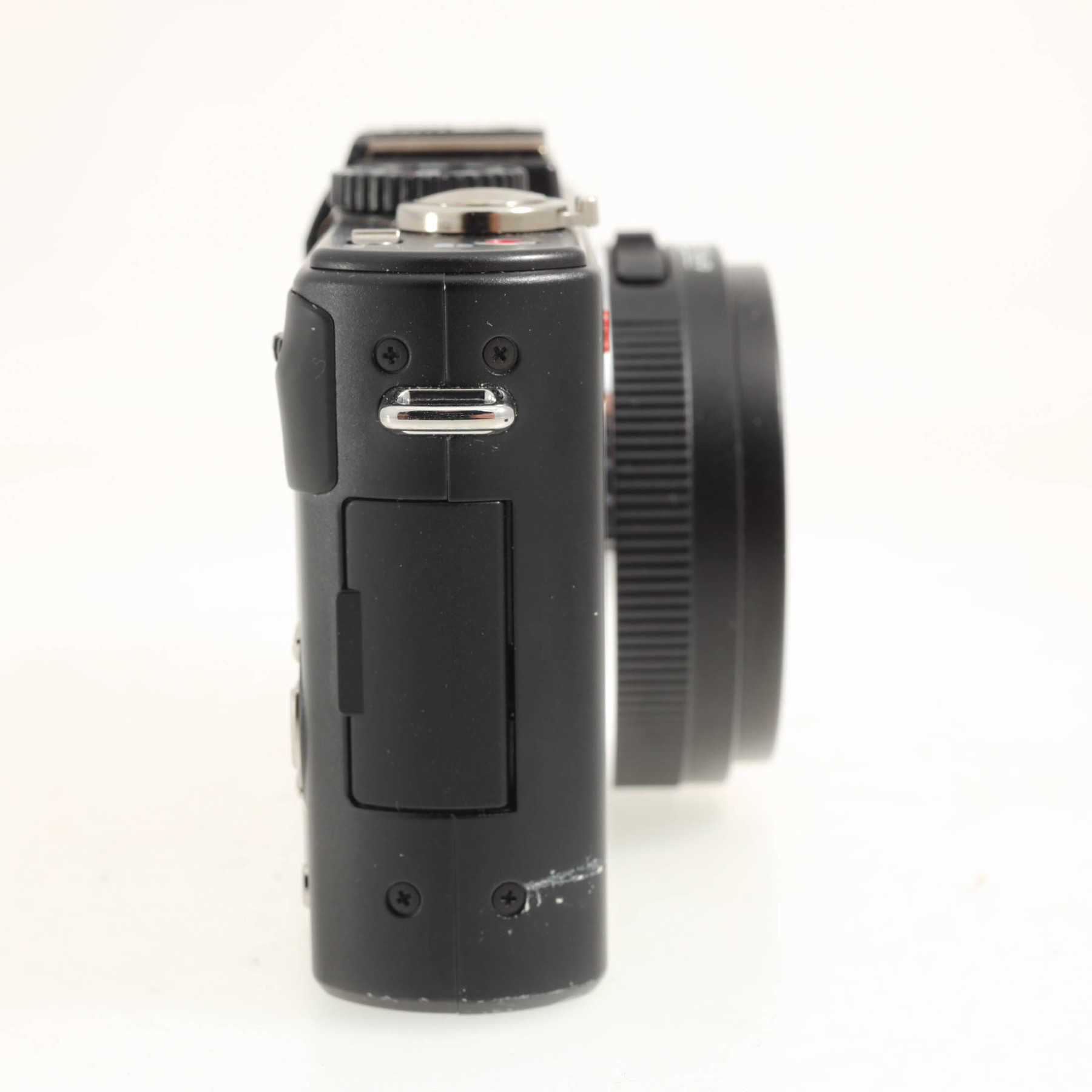 Leica D-Lux 5 black с аксессуарами Leica D-Lux 5 black с аксессуарами