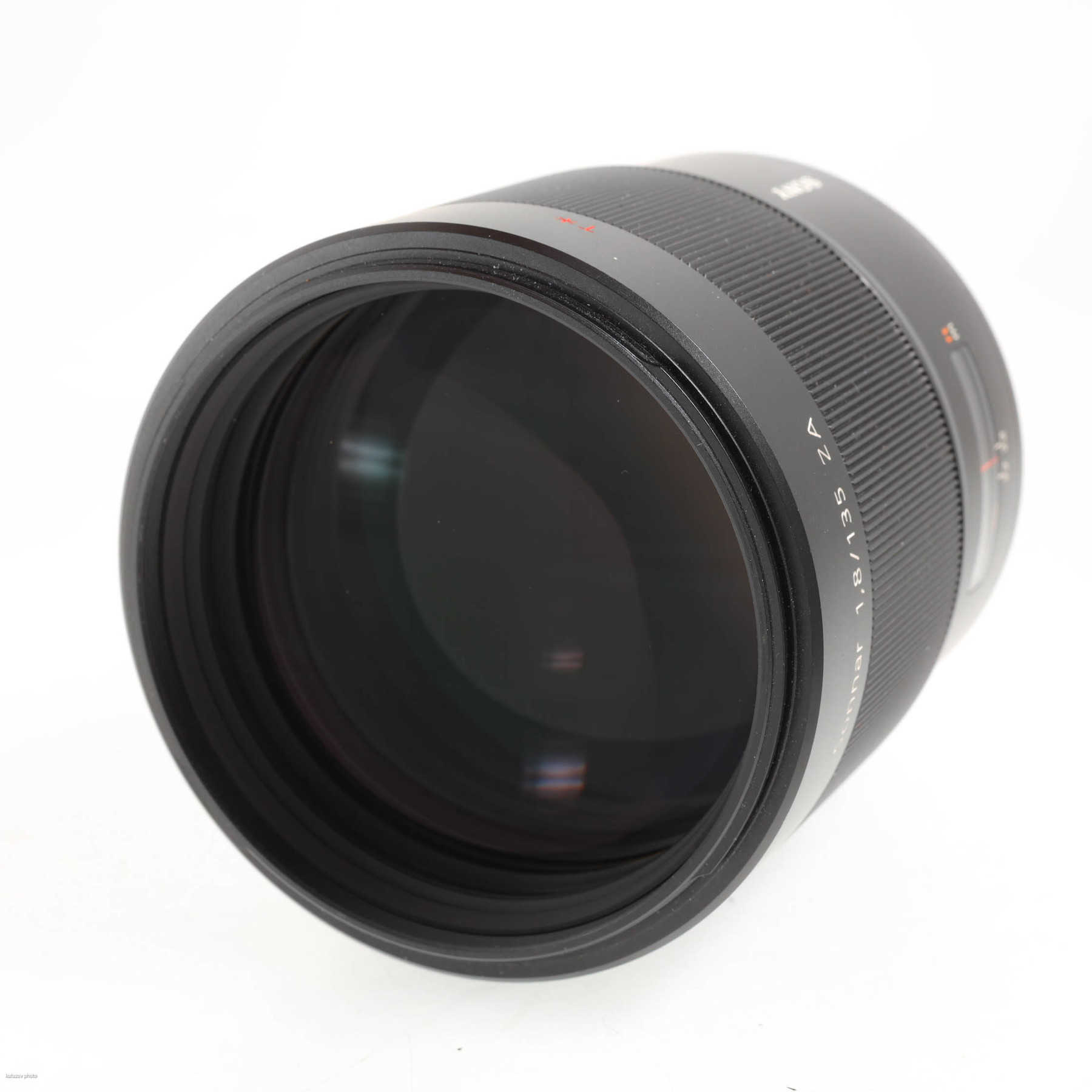 Sony 135mm f/1.8 T* Sonnar ZA Sony 135mm f/1.8 T* Sonnar ZA