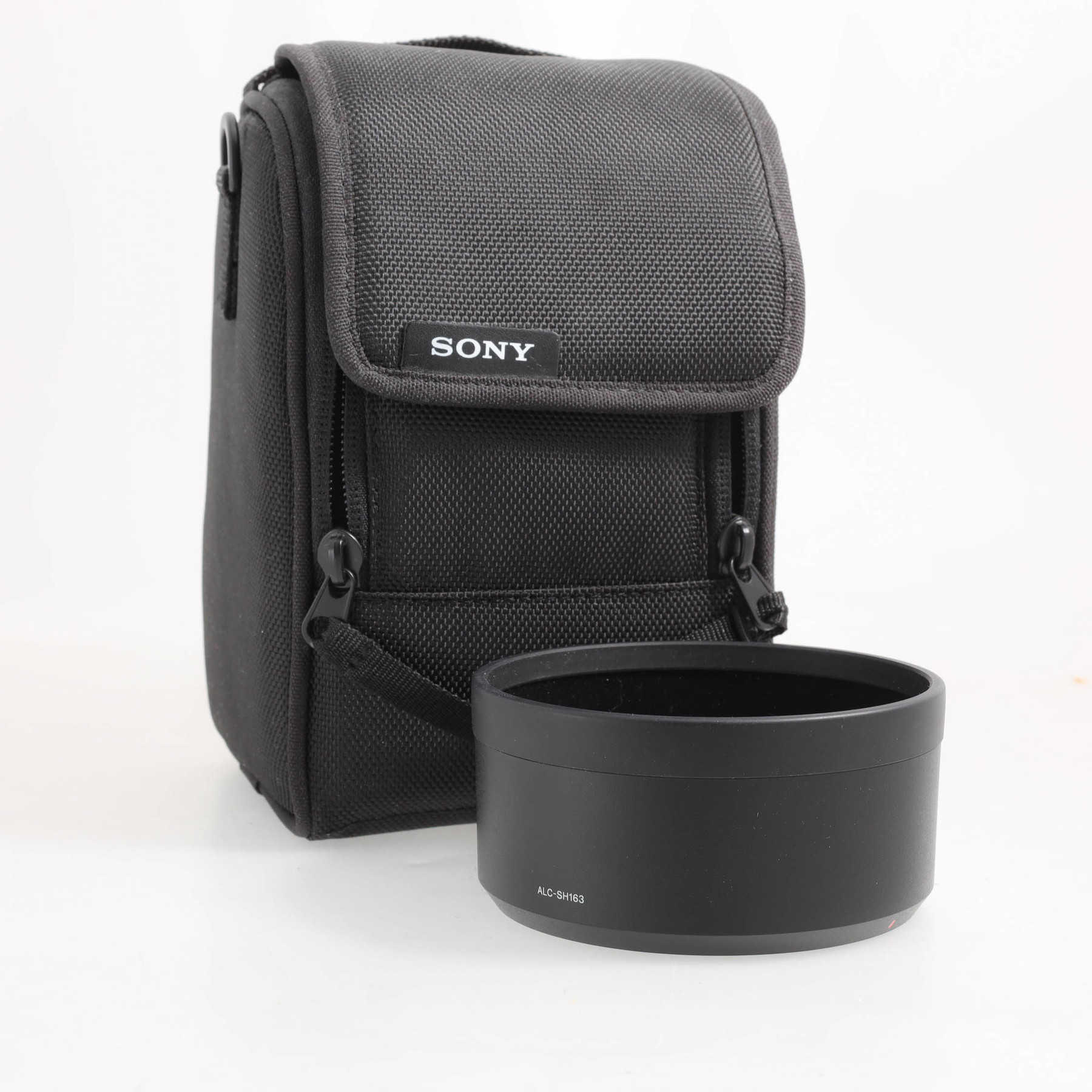 Sony FE 50mm f/1.2 GM Sony FE 50mm f/1.2 GM