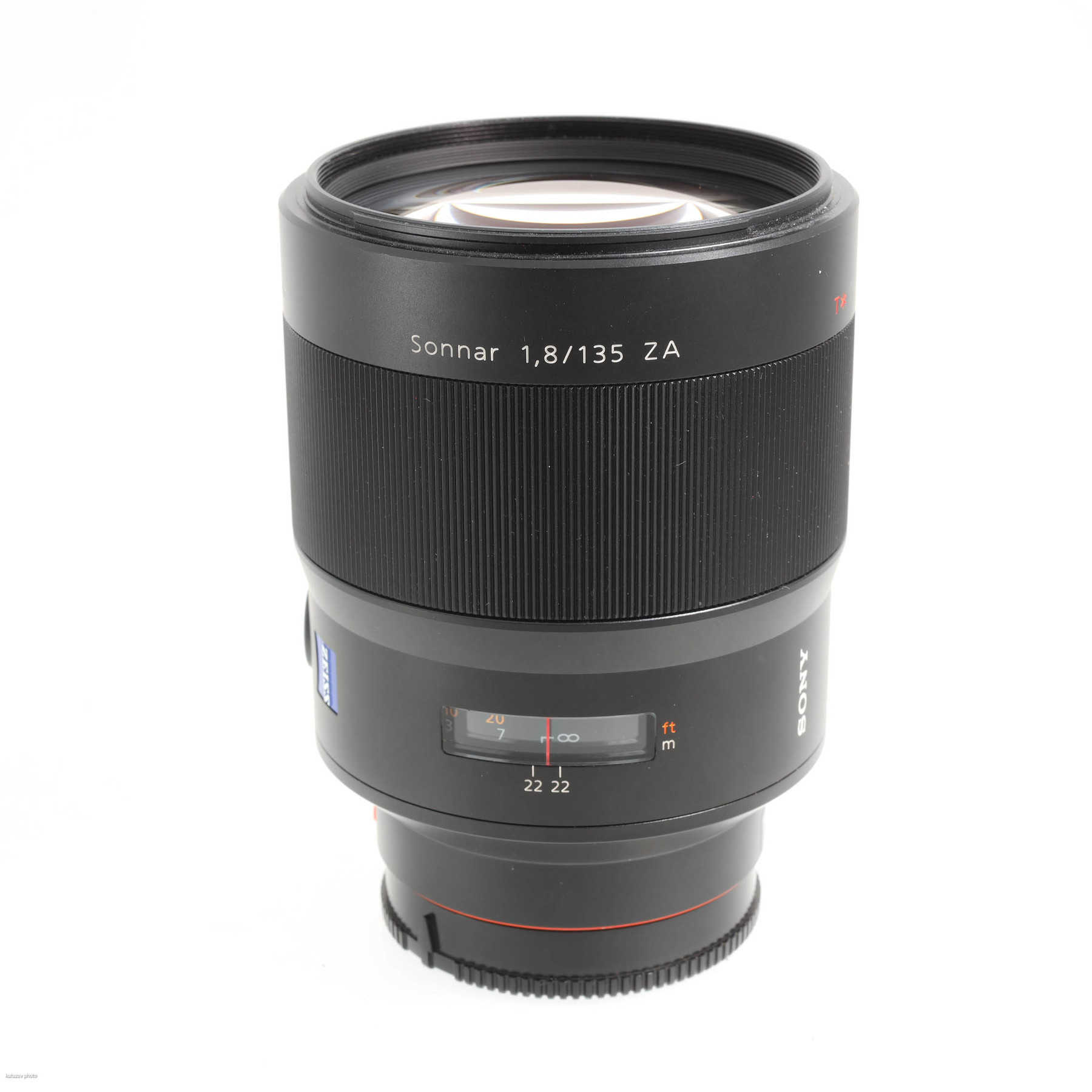 Sony 135mm f/1.8 T* Sonnar ZA Sony 135mm f/1.8 T* Sonnar ZA