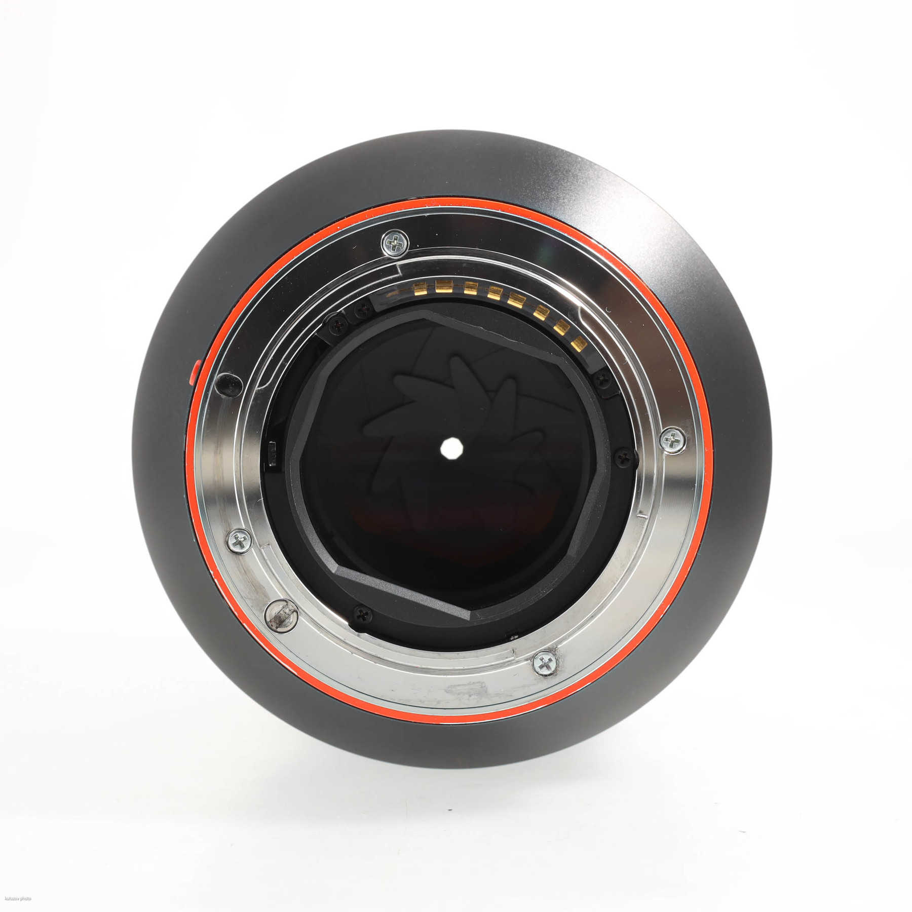 Sony 135mm f/1.8 T* Sonnar ZA Sony 135mm f/1.8 T* Sonnar ZA