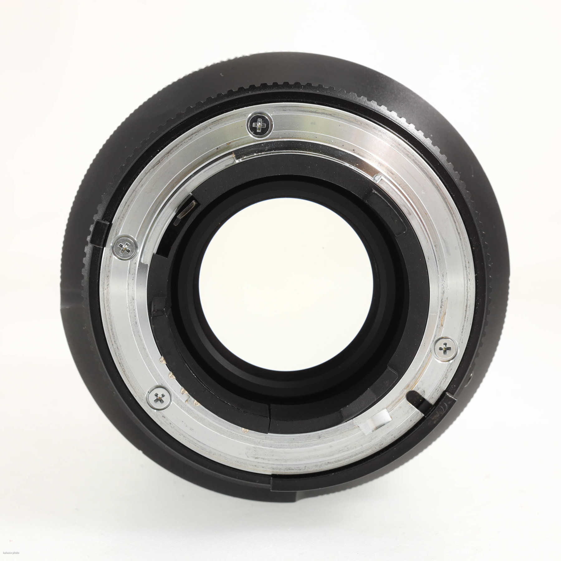 Zeiss 100mm f/2 T* Makro-Planar ZF.2 Zeiss 100mm f/2 T* Makro-Planar ZF.2