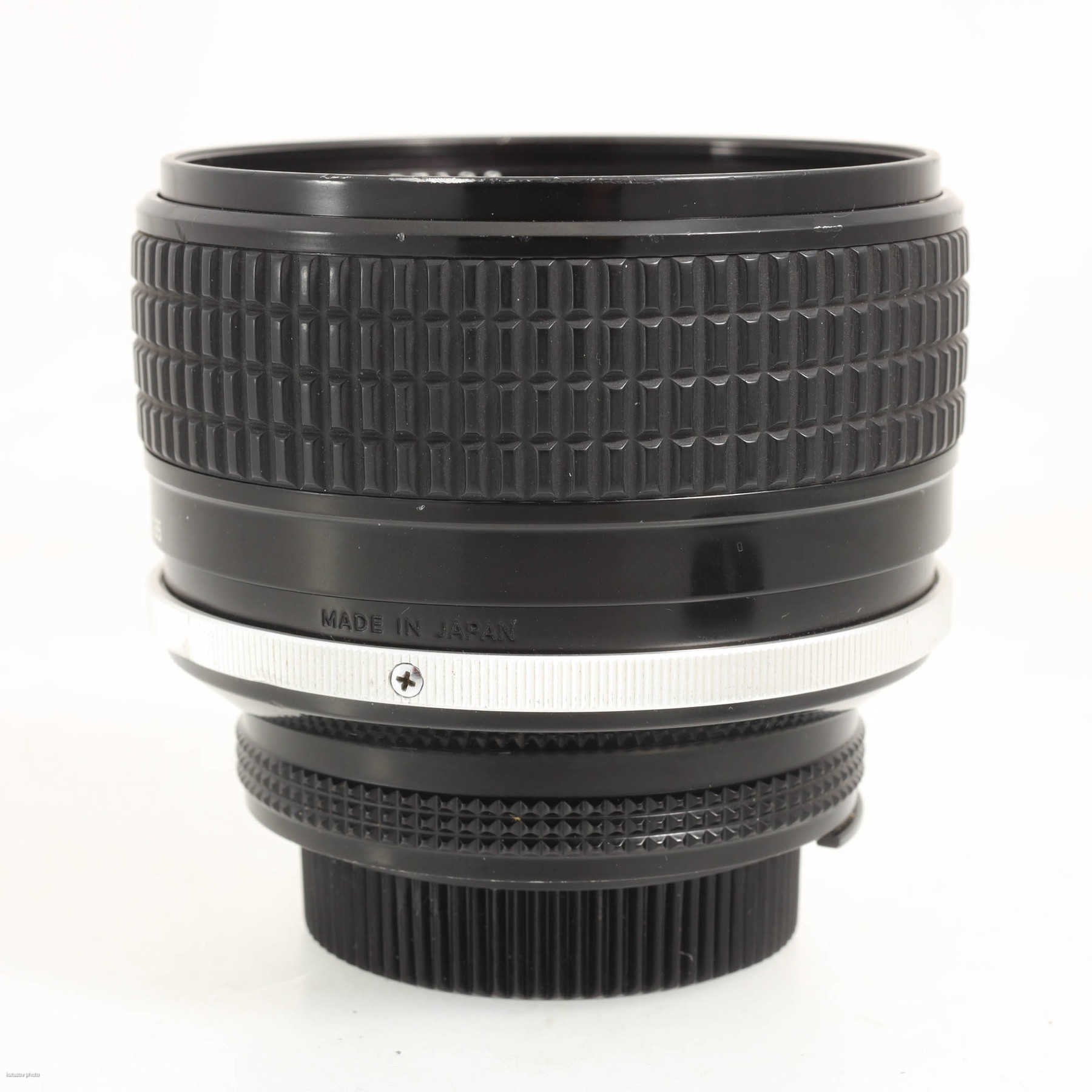 Nikon 85mm f/1.4 Ai-S Nikkor Nikon 85mm f/1.4 Ai-S Nikkor